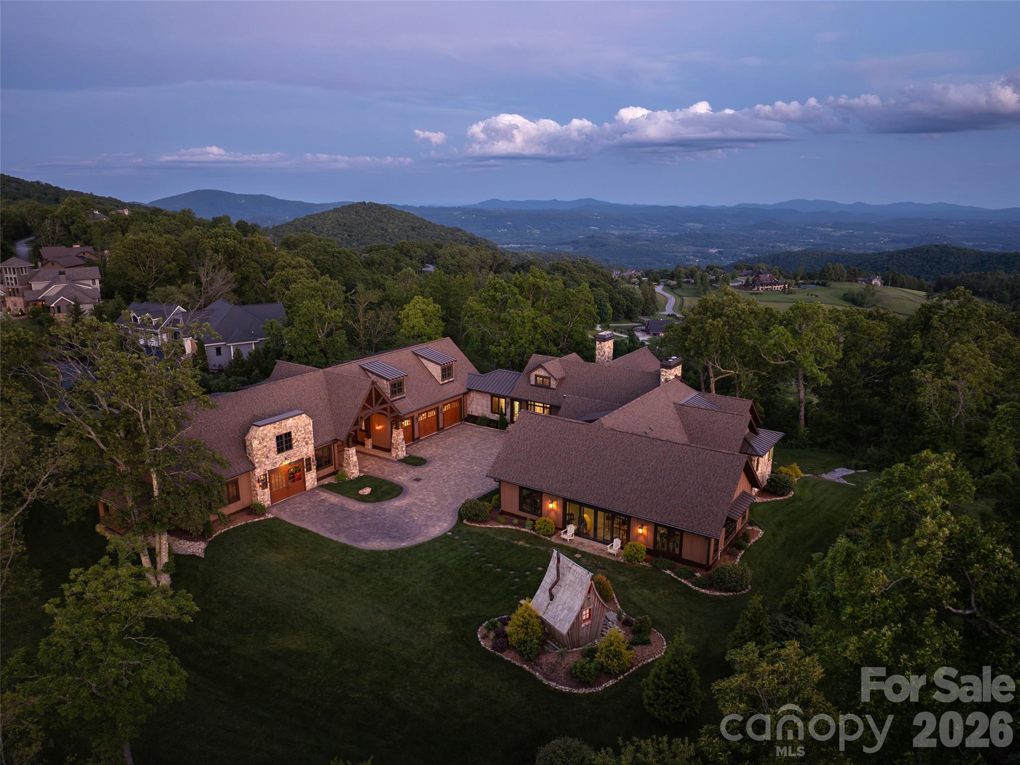 Grand Highlands at Bearwallow - Residential