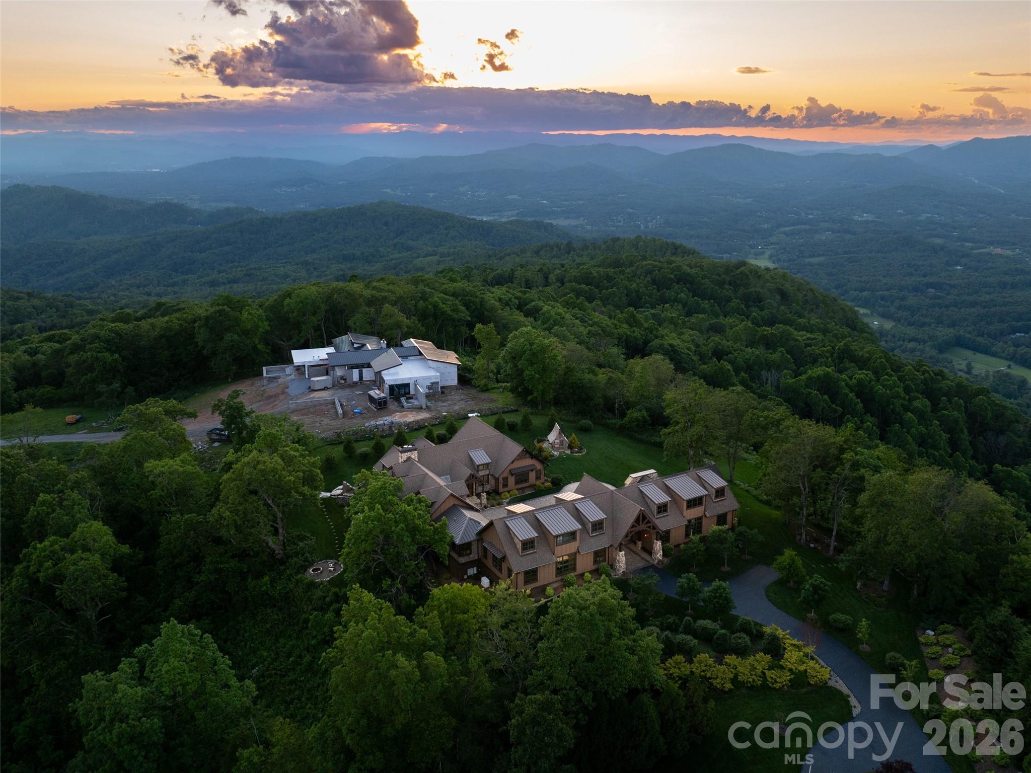 Grand Highlands at Bearwallow - Residential