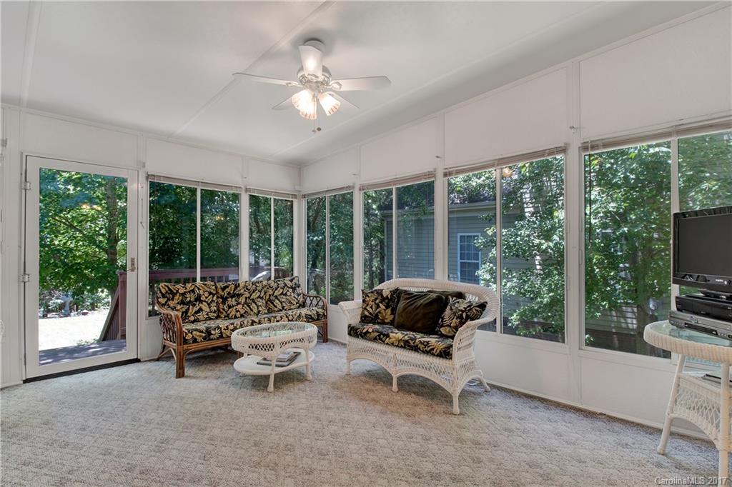 Lake shore - Residential