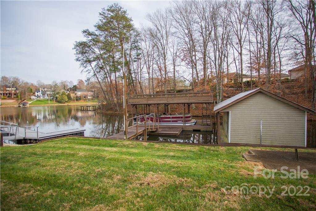 Lake Hickory - Residential