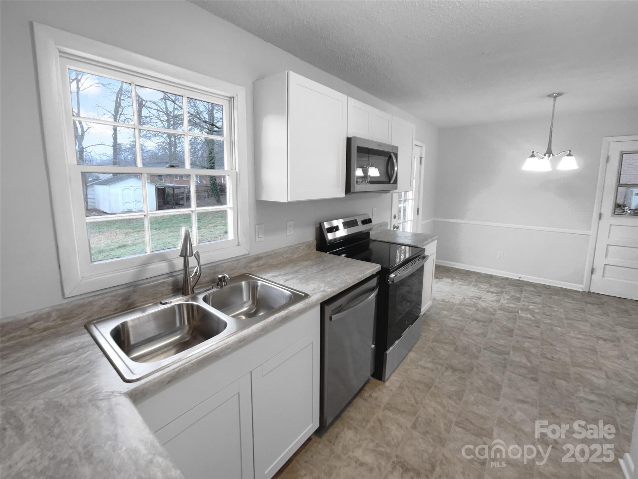 Vinton Woods - Residential