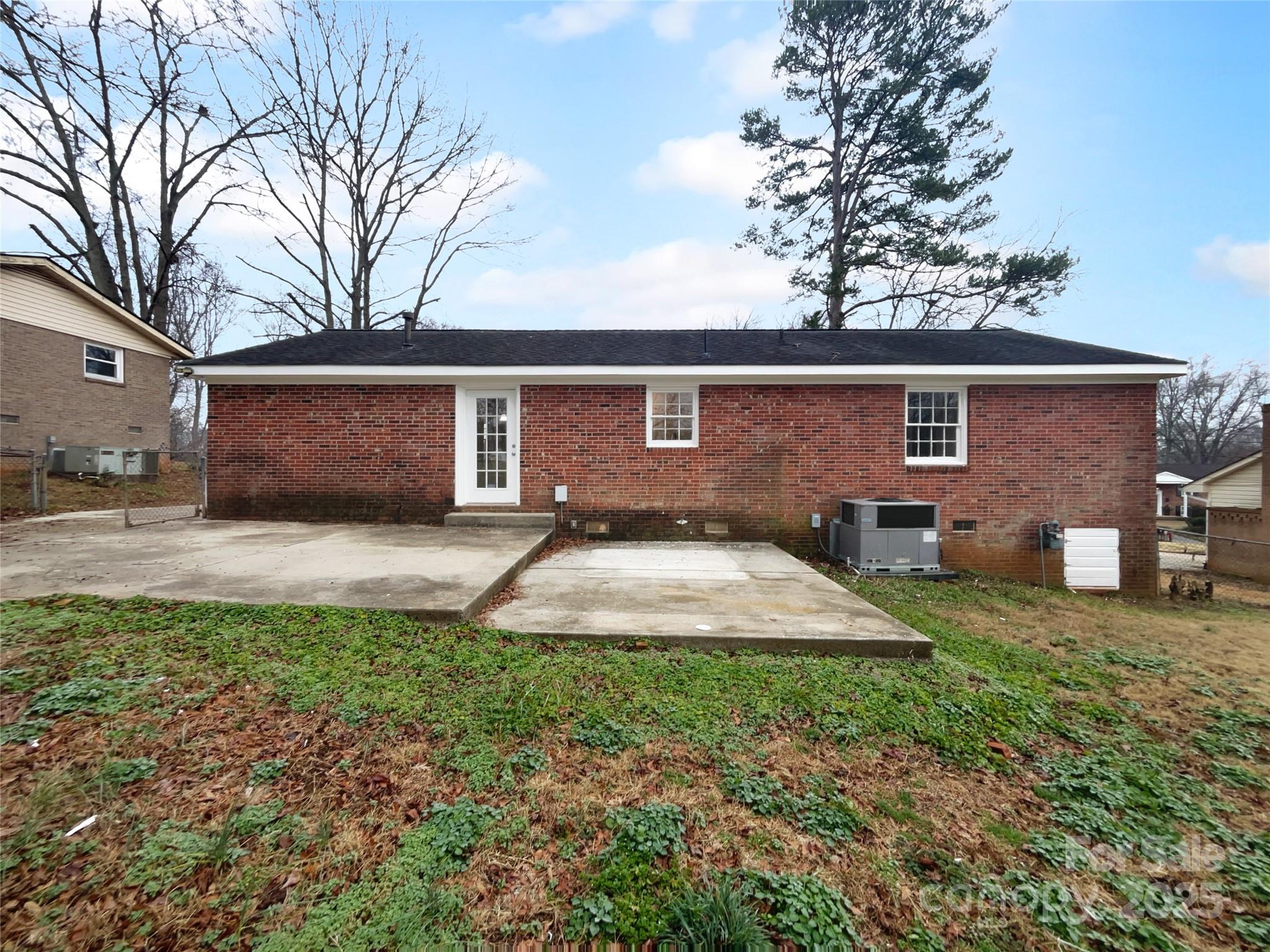 Vinton Woods - Residential