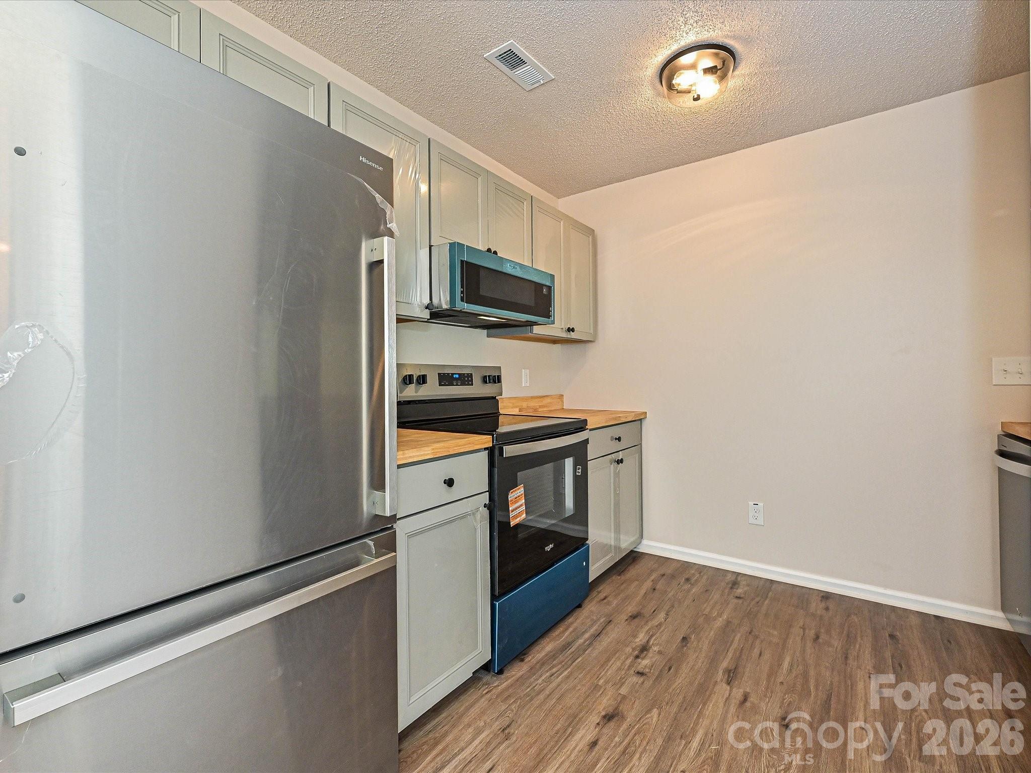 Capps Hill Village - Residential