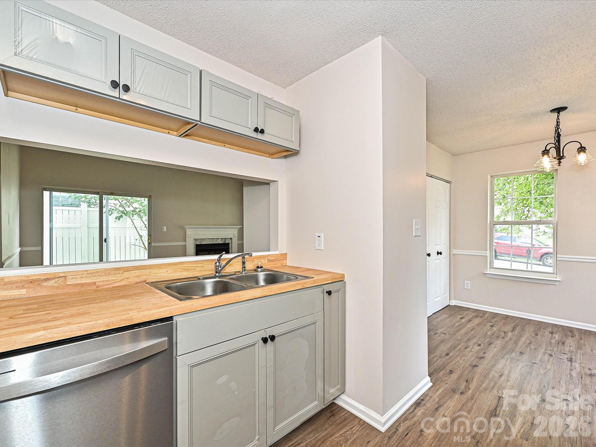 Capps Hill Village - Residential