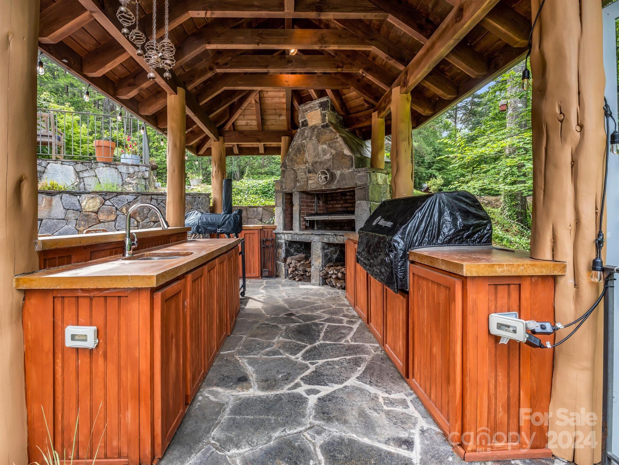 Rumbling Bald on Lake Lure - Residential