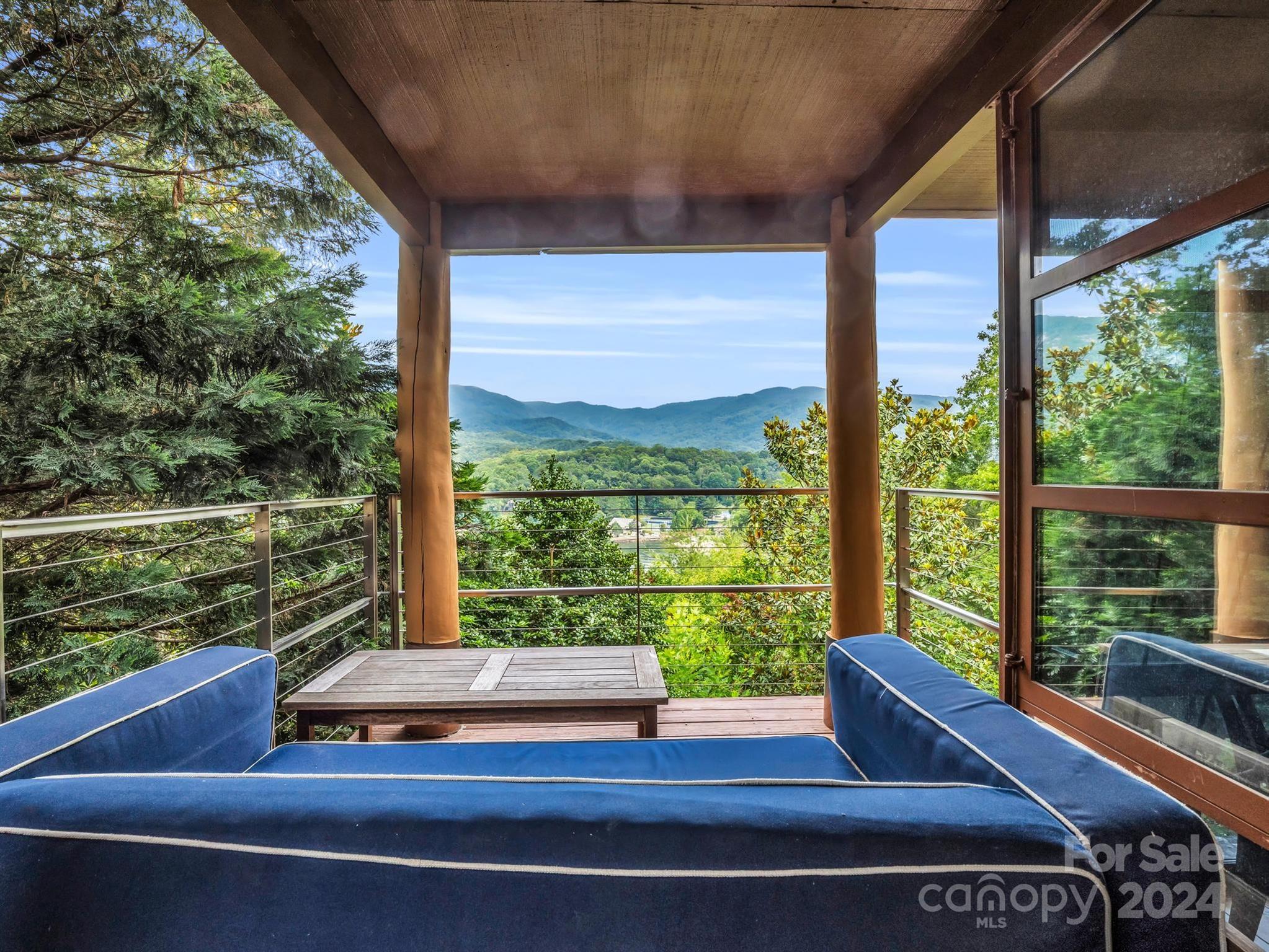 Rumbling Bald on Lake Lure - Residential