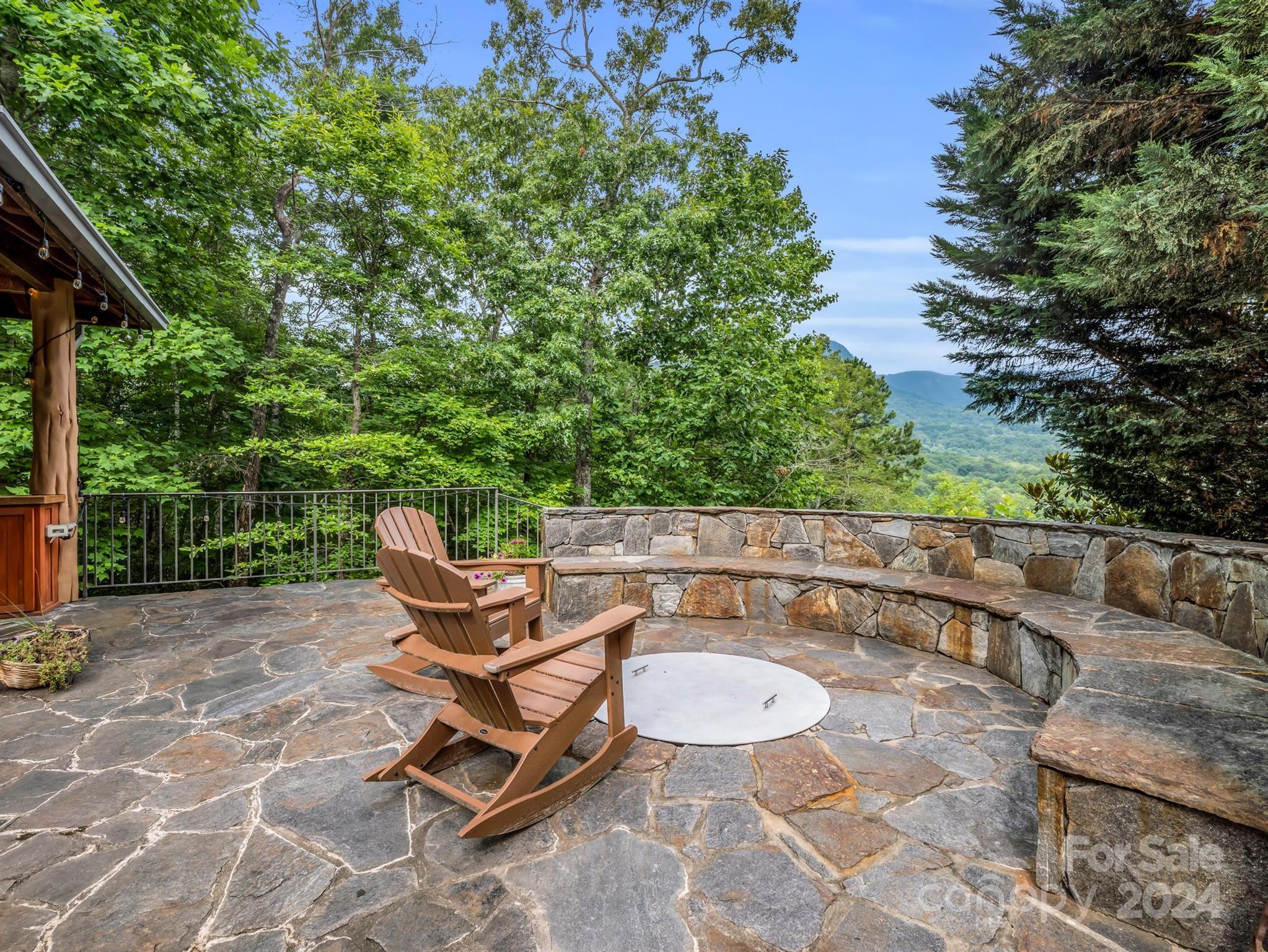 Rumbling Bald on Lake Lure - Residential