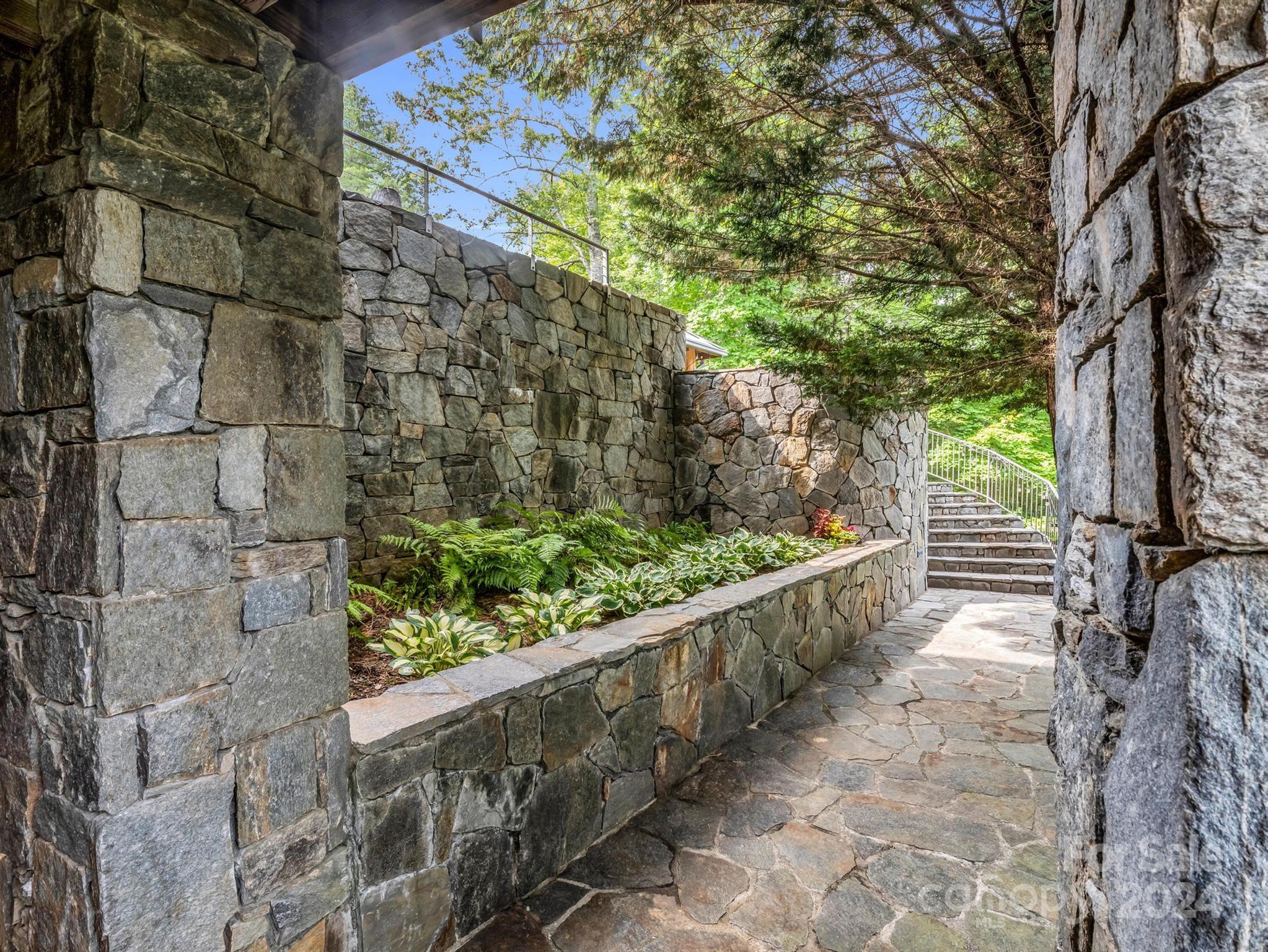 Rumbling Bald on Lake Lure - Residential