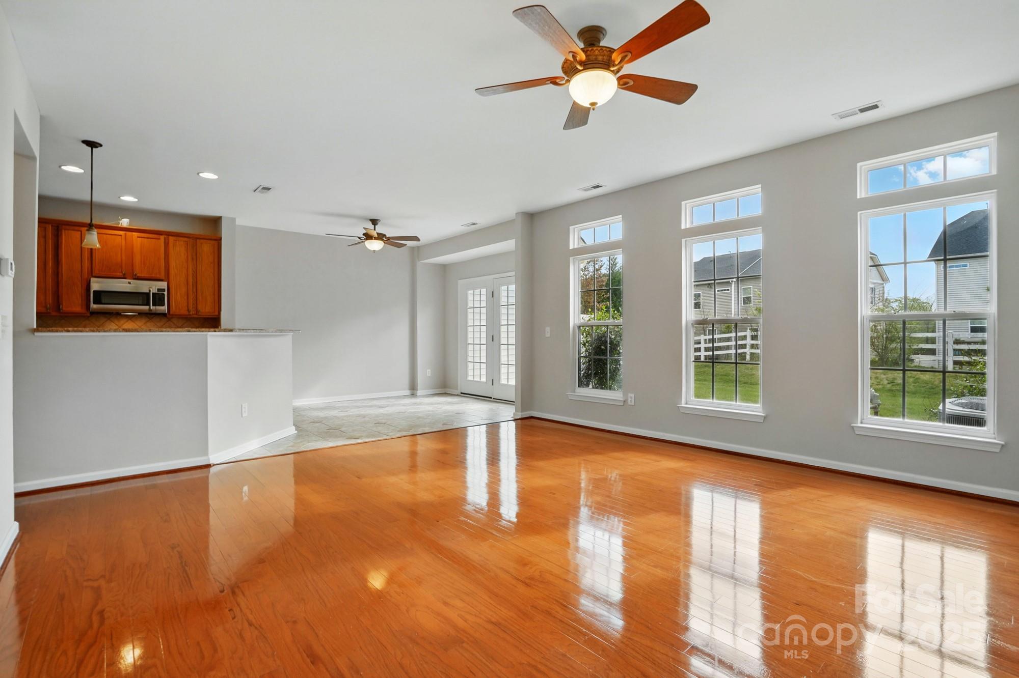 Fairway Townes - Residential