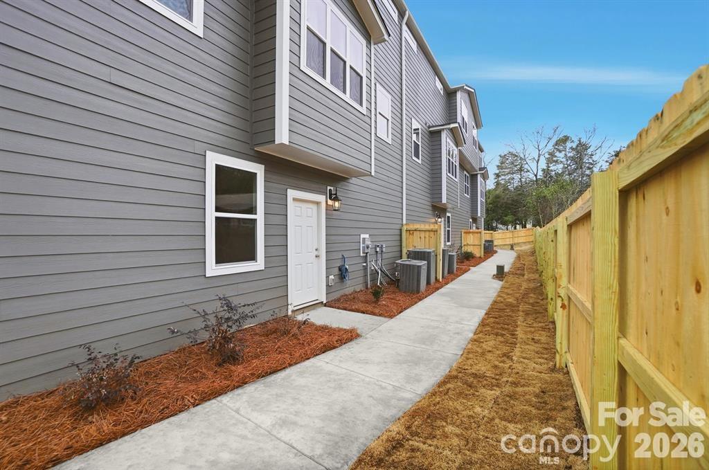 Sharonbrook - Residential