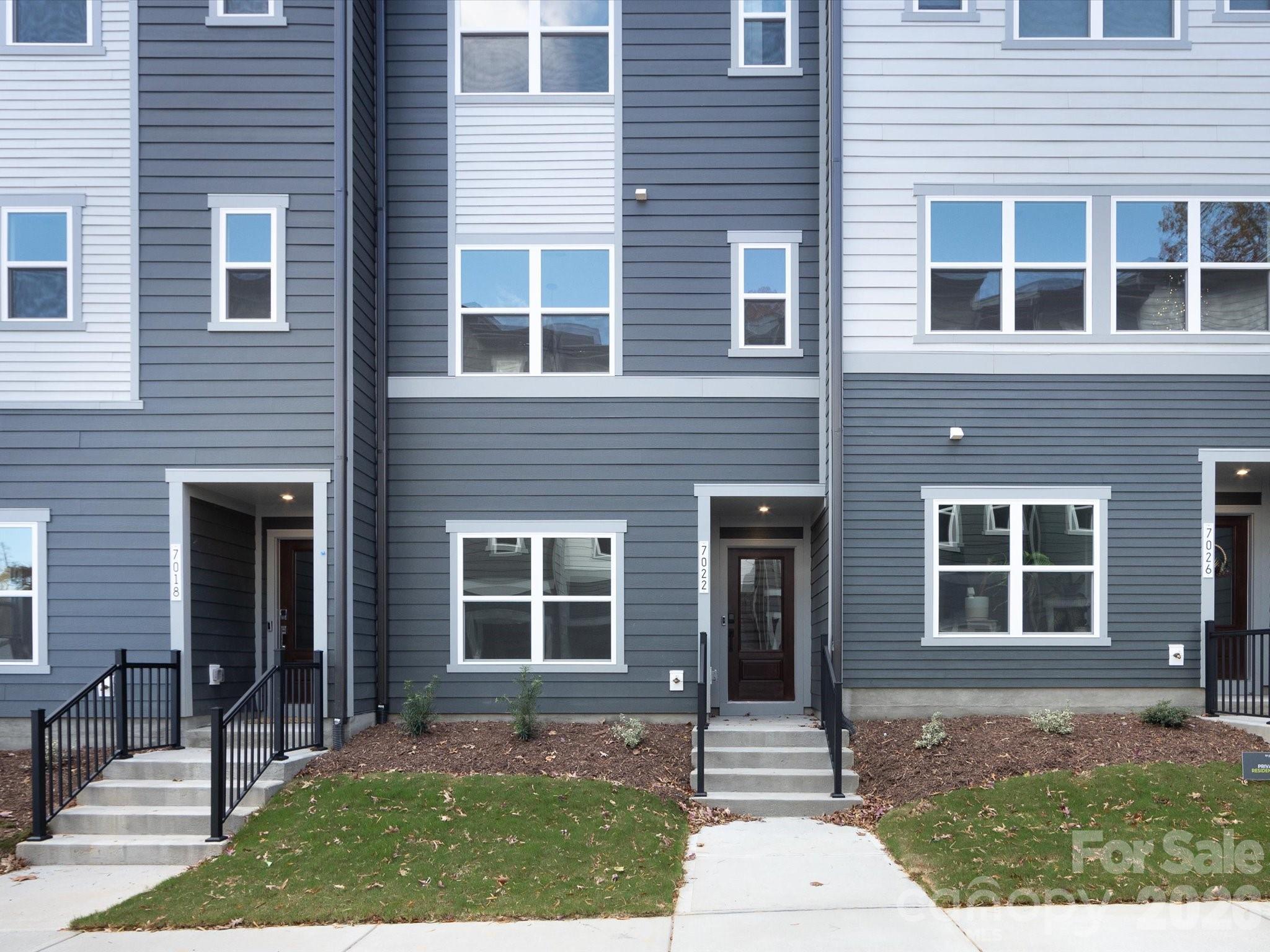 Context at Oakhurst - Residential