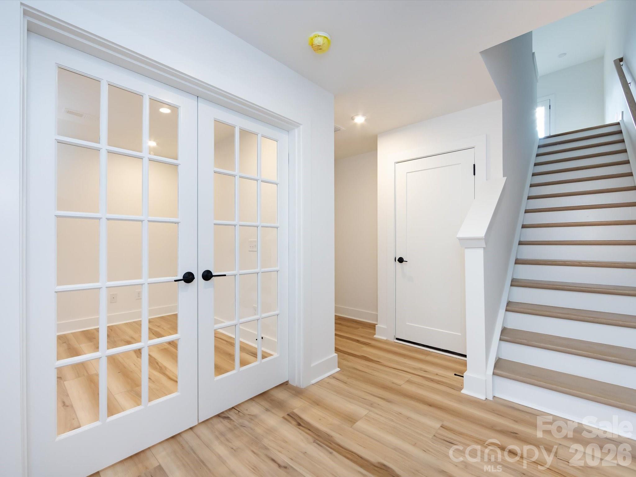 Context at Oakhurst - Residential