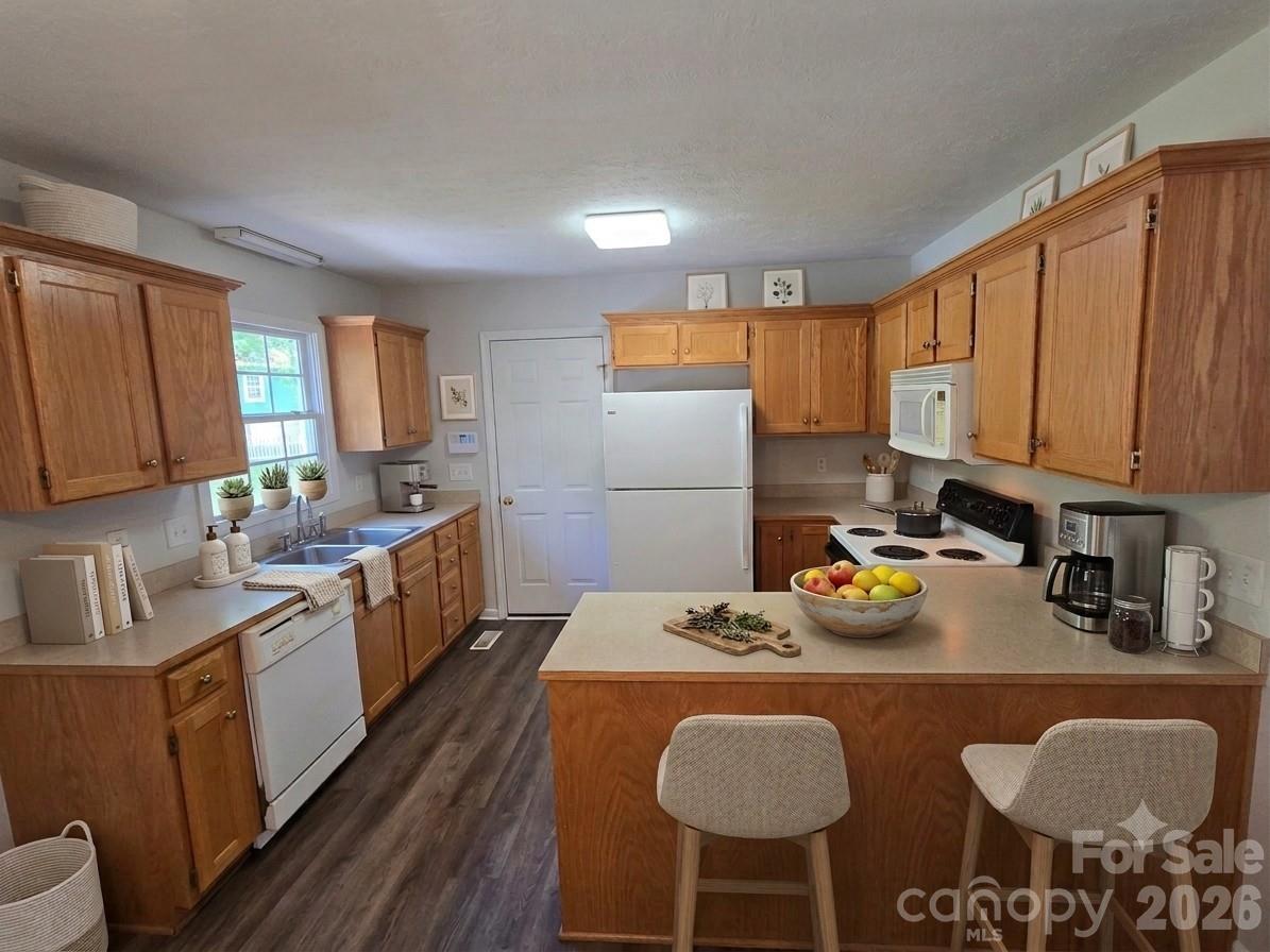 Laural Springs - Residential