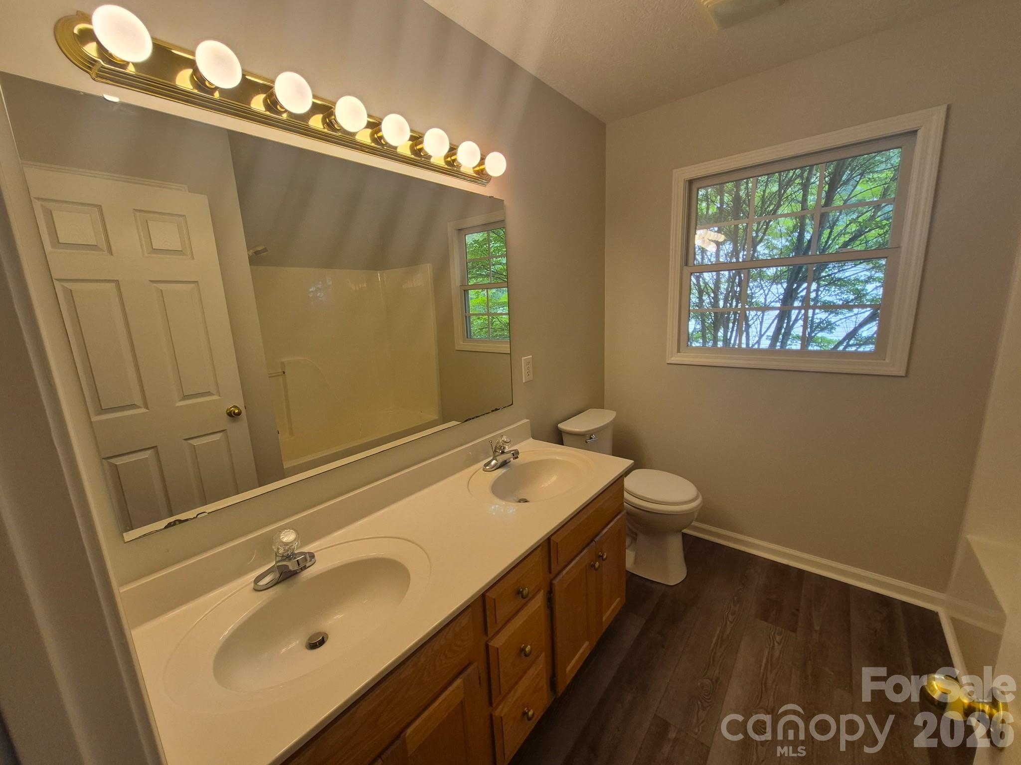 Laural Springs - Residential