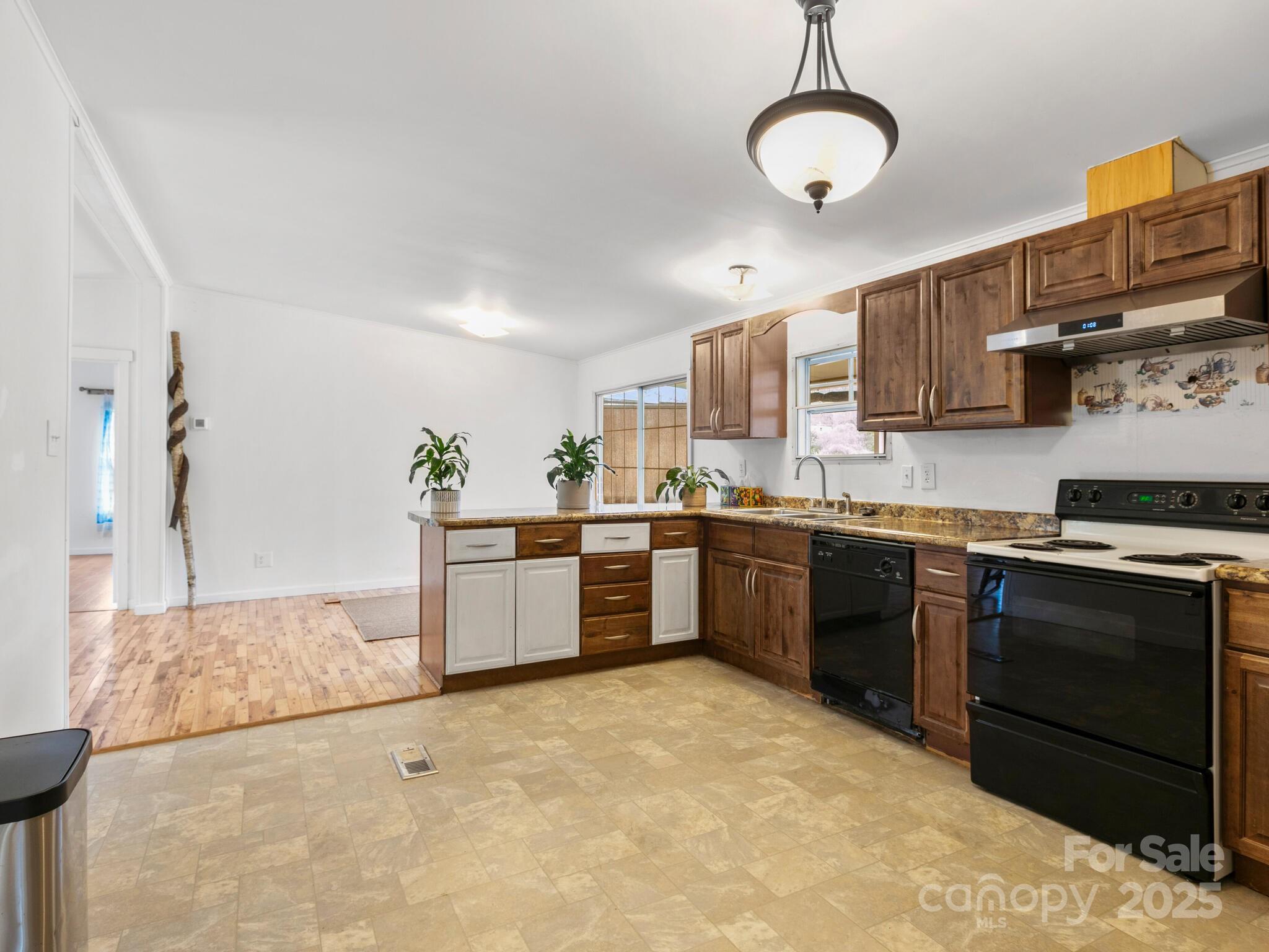 Clover Brook - Residential