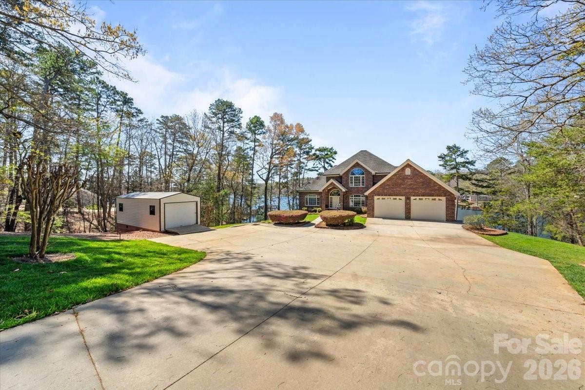 Lake Shore Estates - Residential