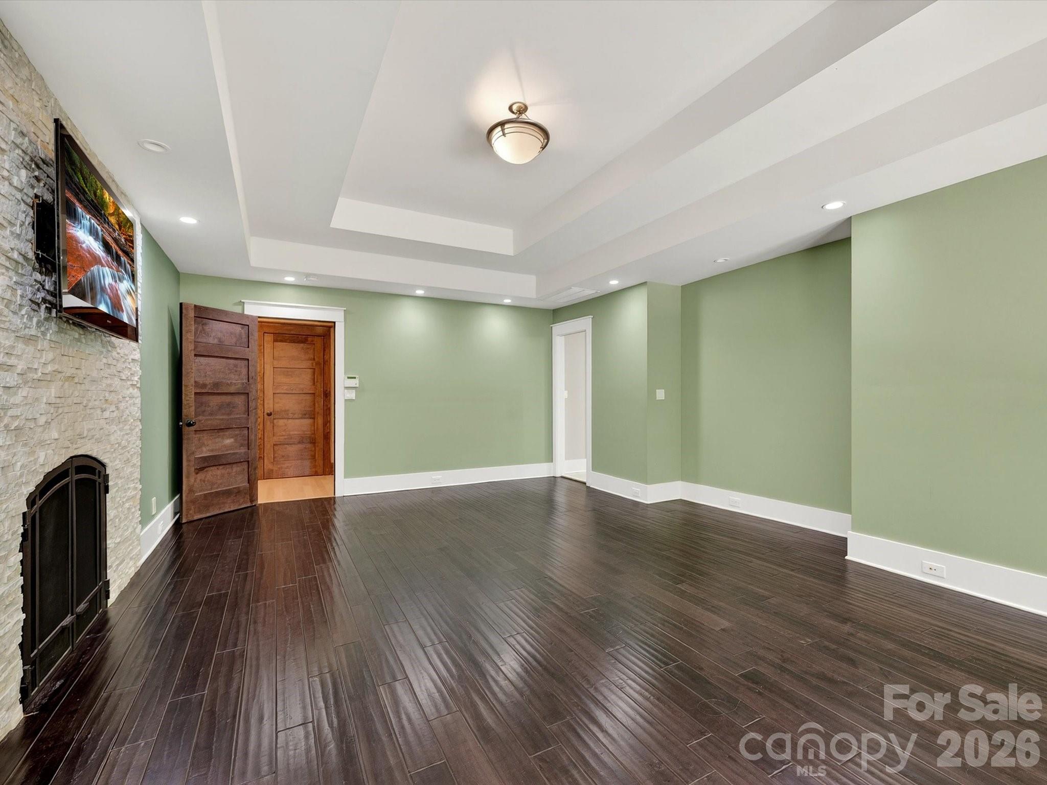 Pages Pond - Residential