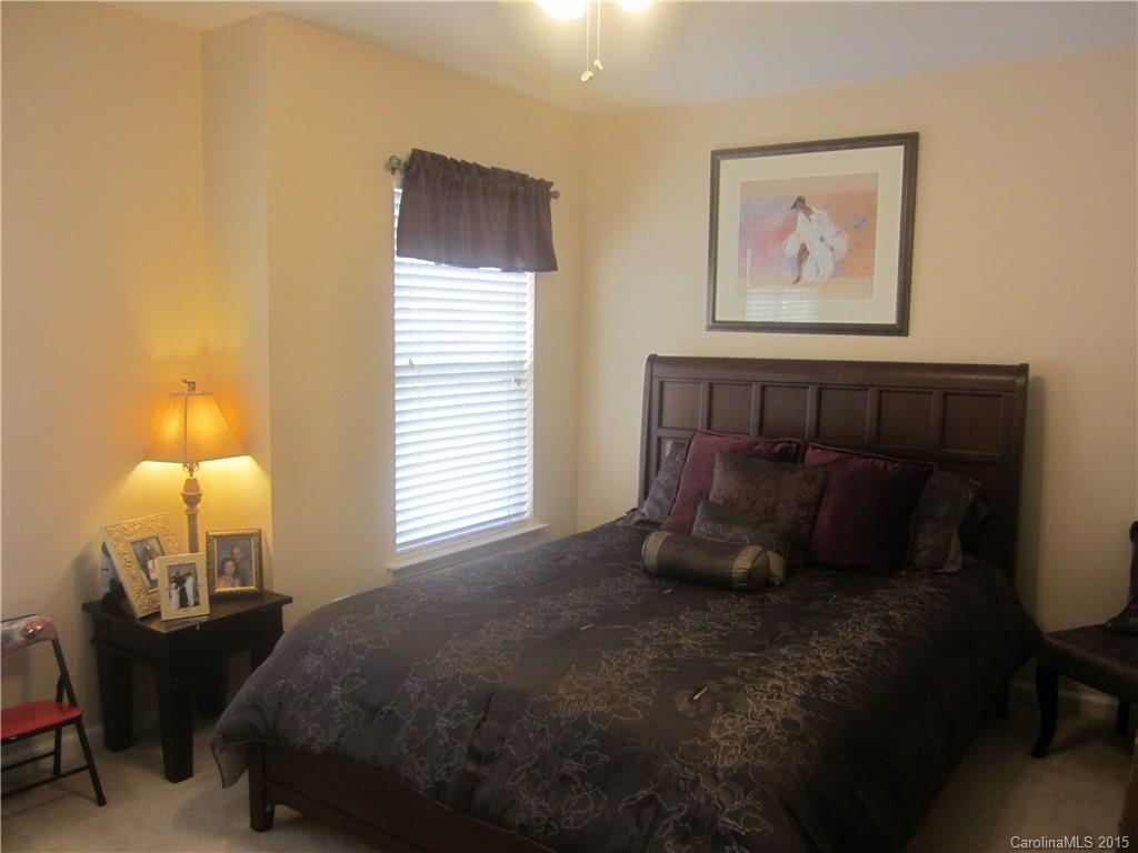Ridge Pointe - Residential