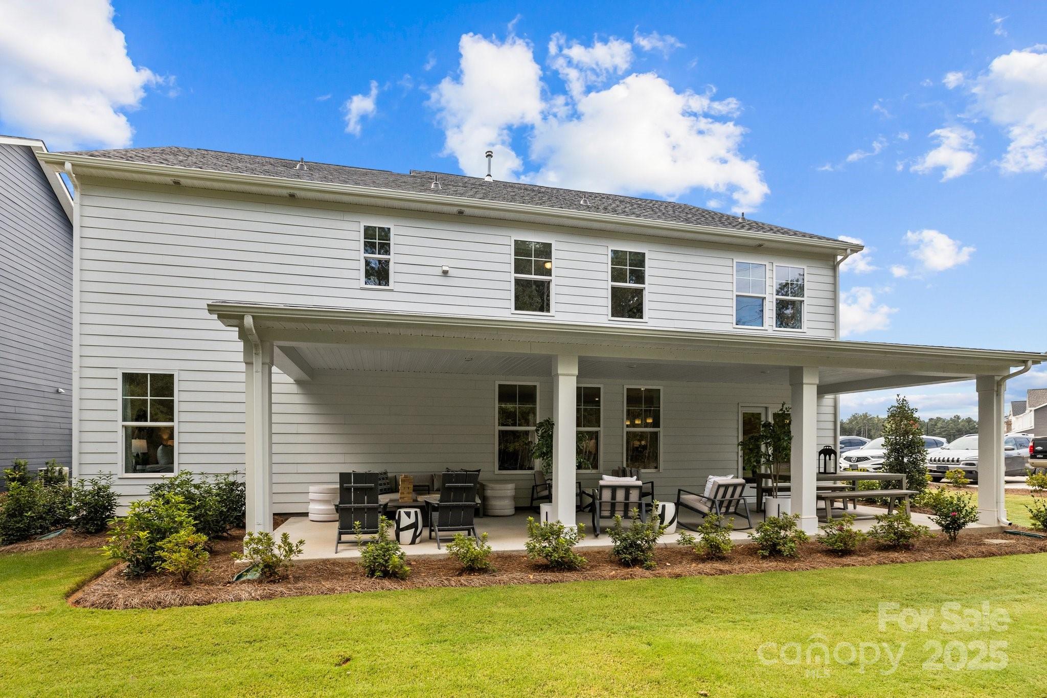 Lakeside Glen - Residential