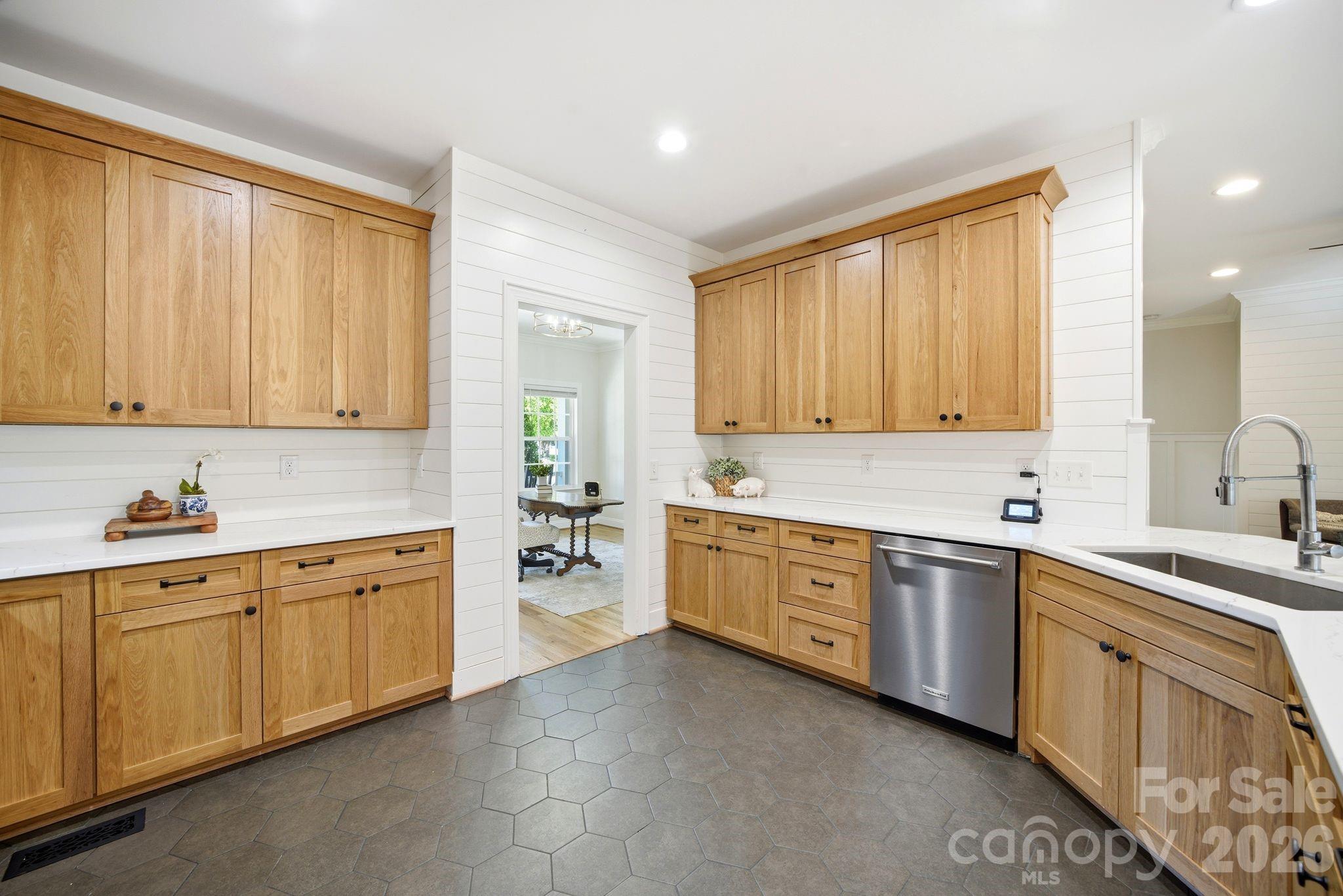 Friendfield - Residential