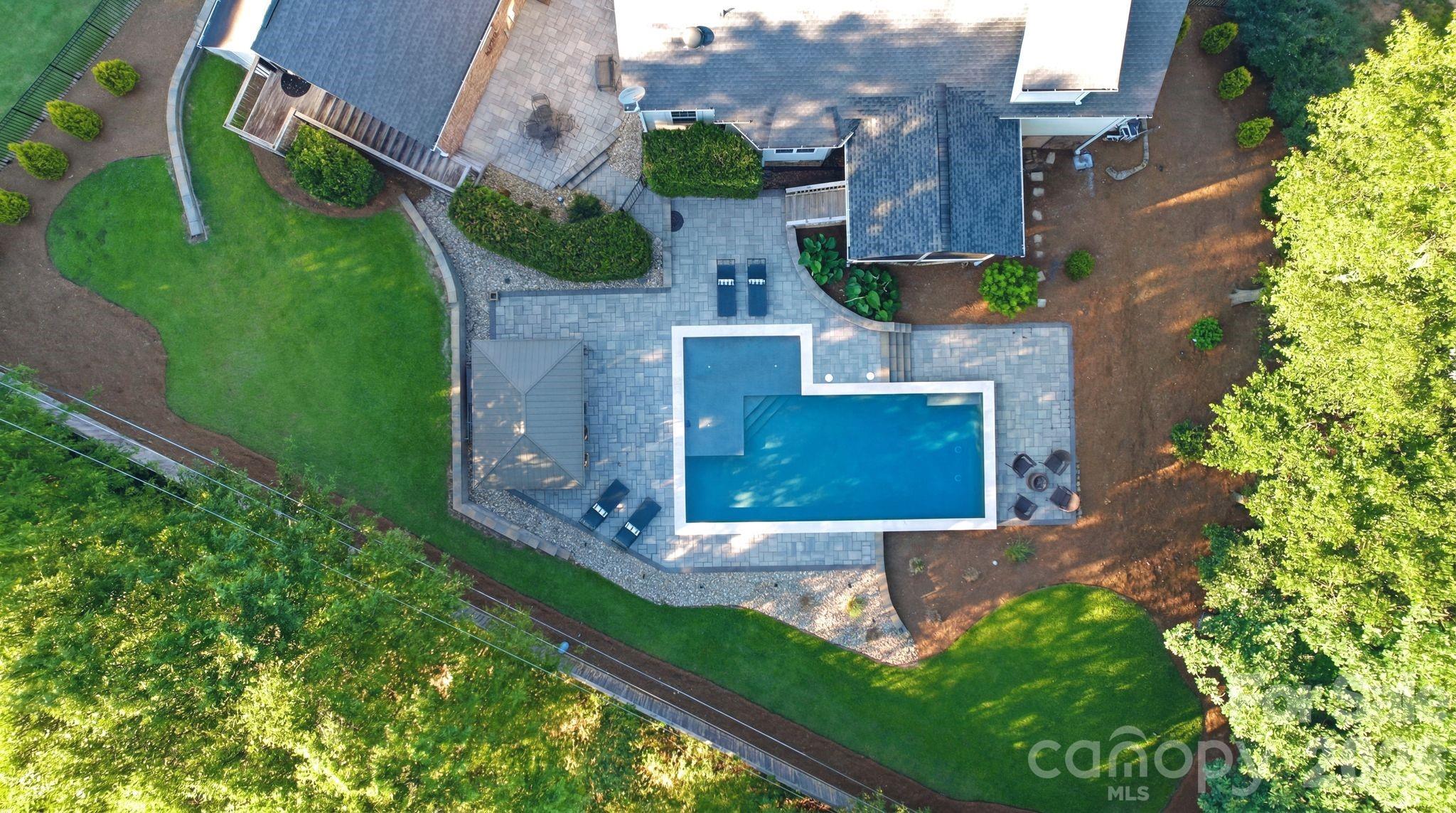 Friendfield - Residential