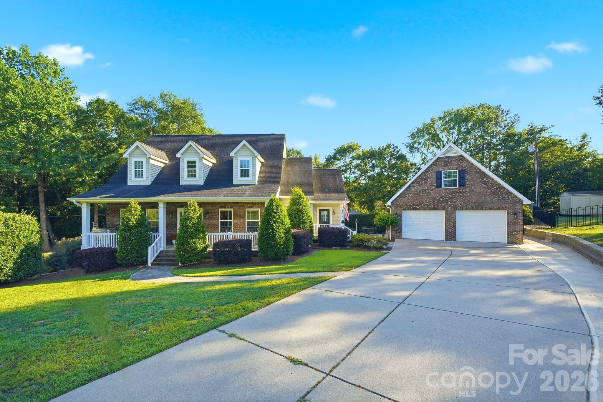 Friendfield - Residential