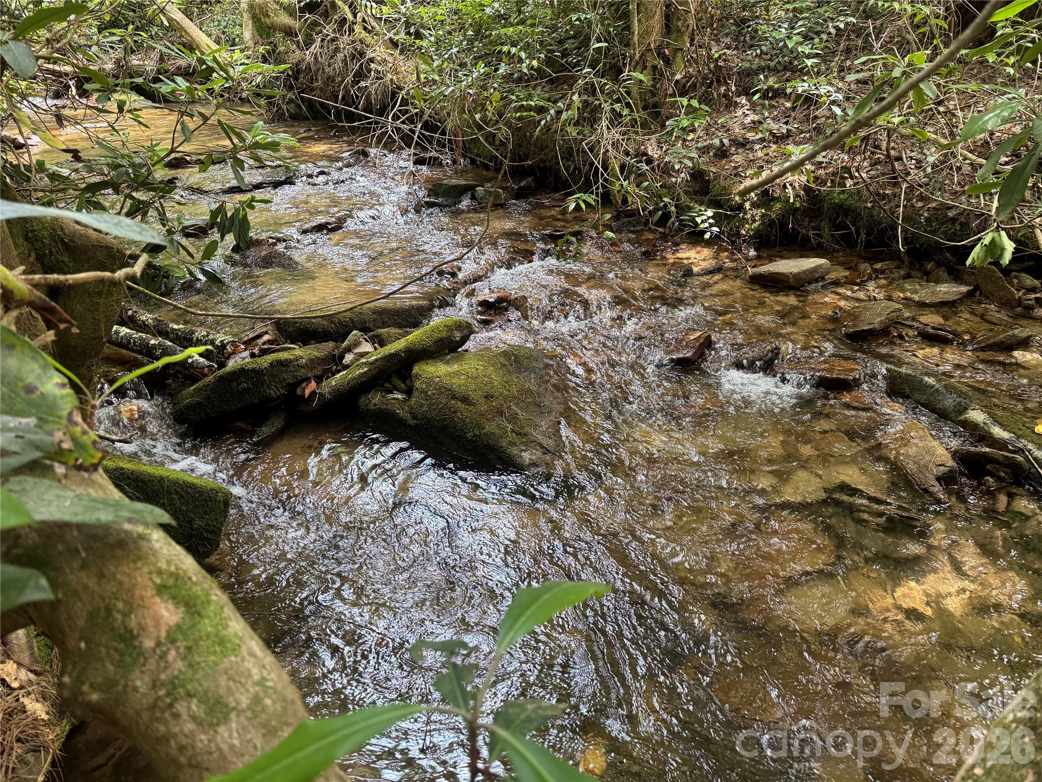 Round Mountain Falls - Land