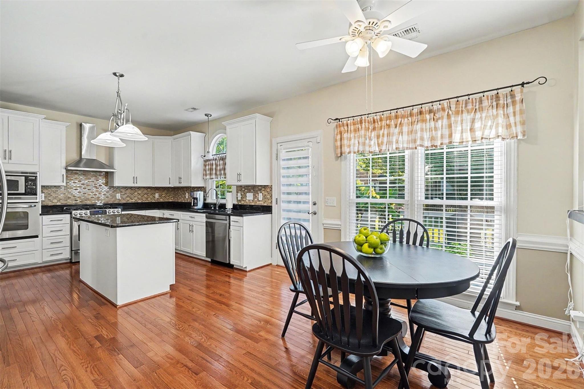 Hunter Oaks - Residential