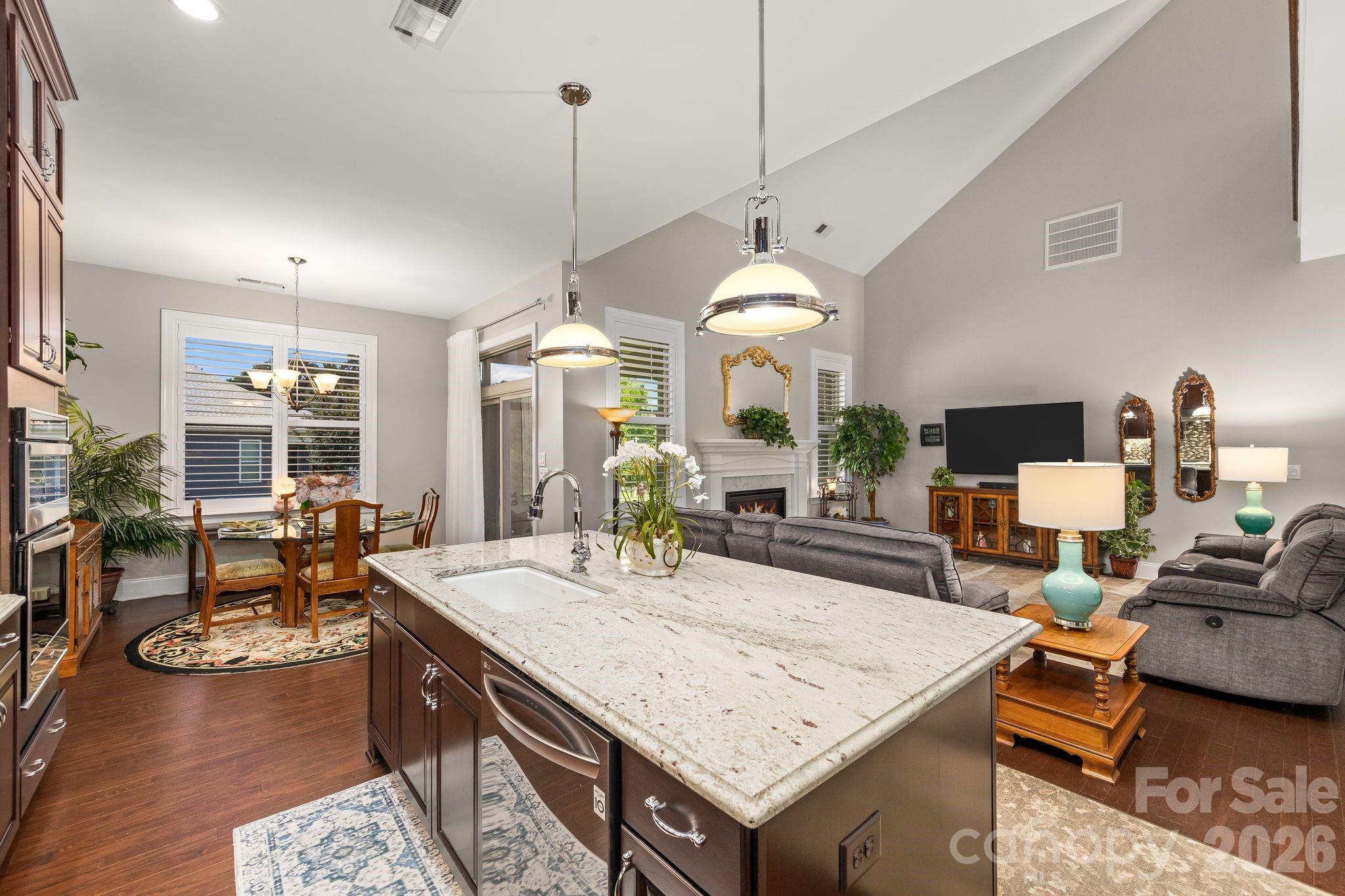 Regency at Palisades - Residential