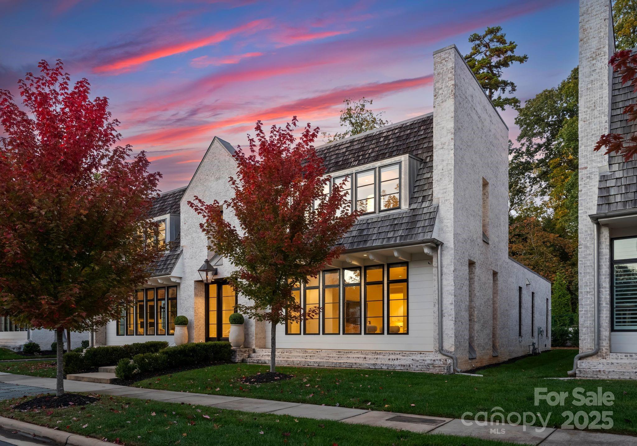 Kenwood Sharon Lane - Residential