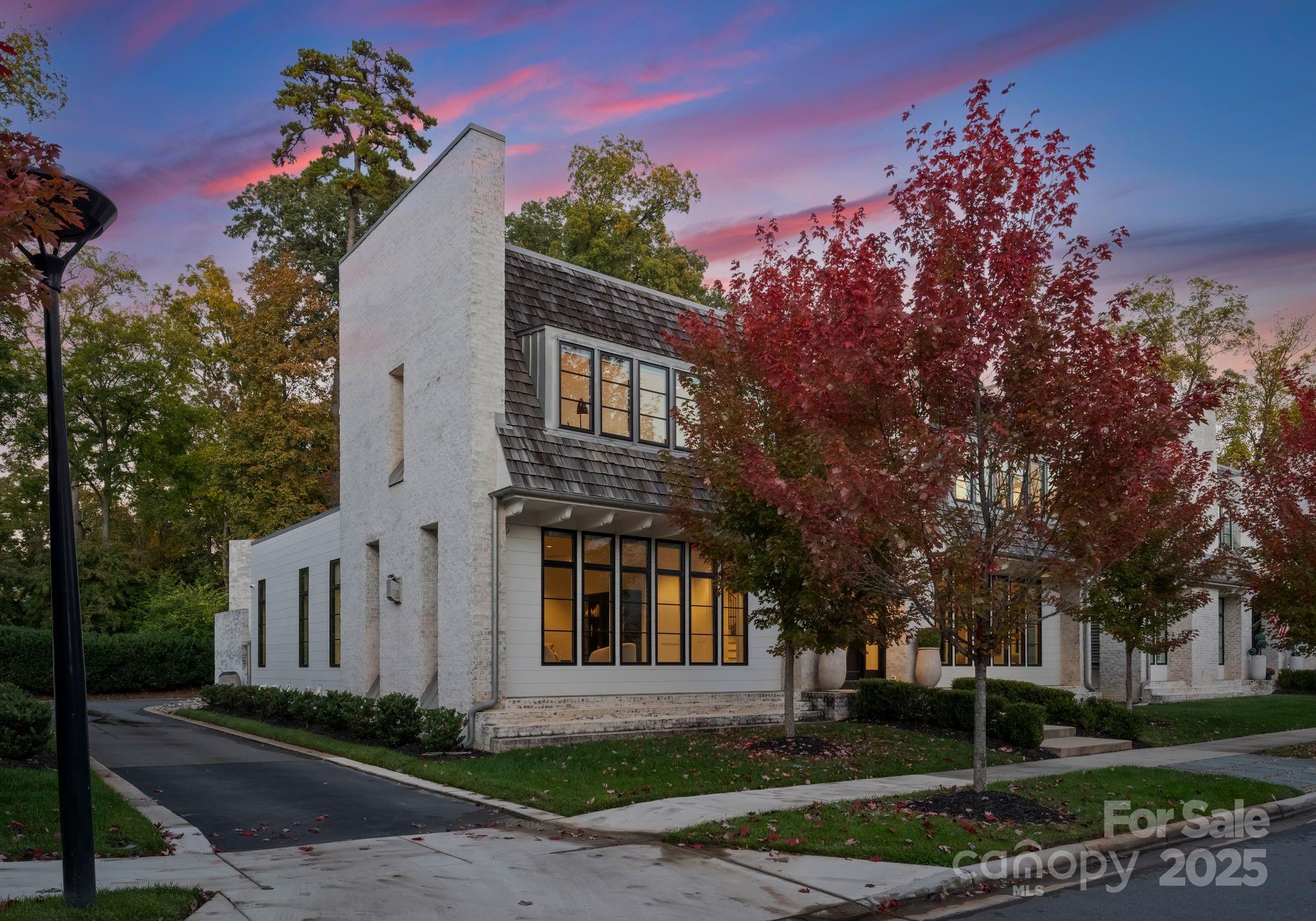 Kenwood Sharon Lane - Residential
