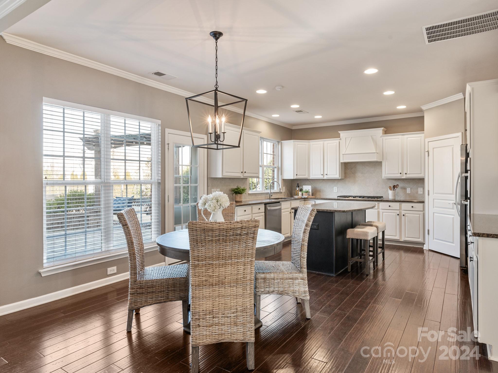 The Chimneys of Marvin - Residential