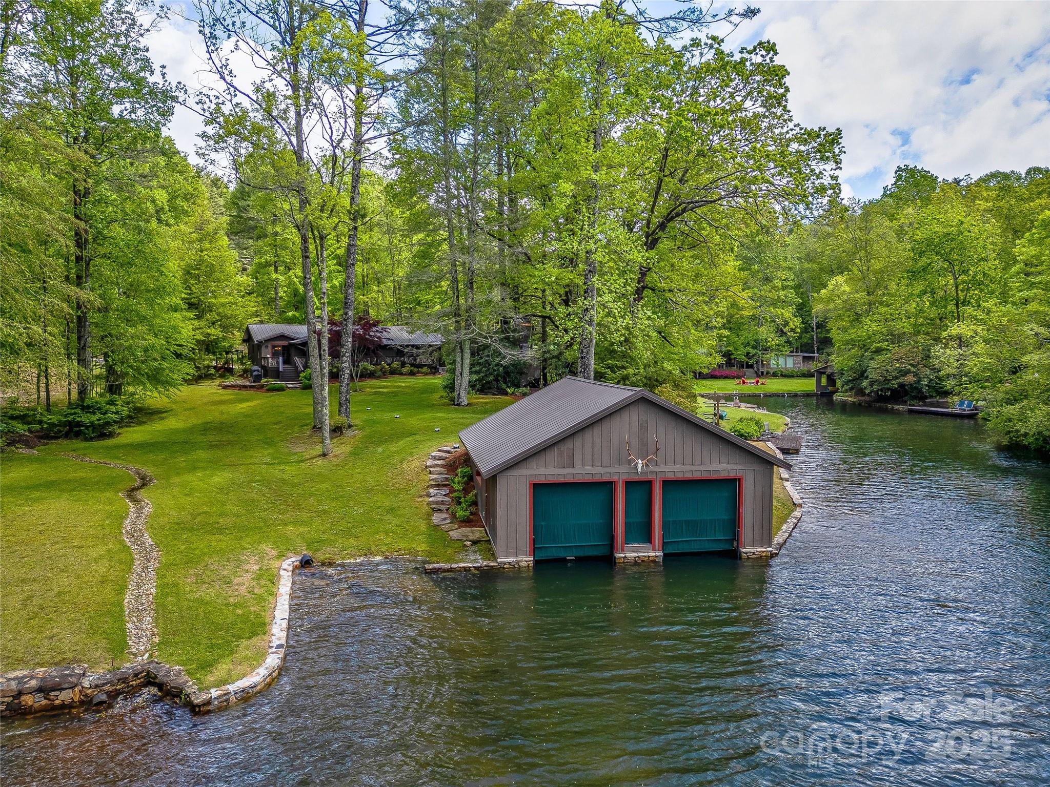 Lake Toxaway Estates - Residential