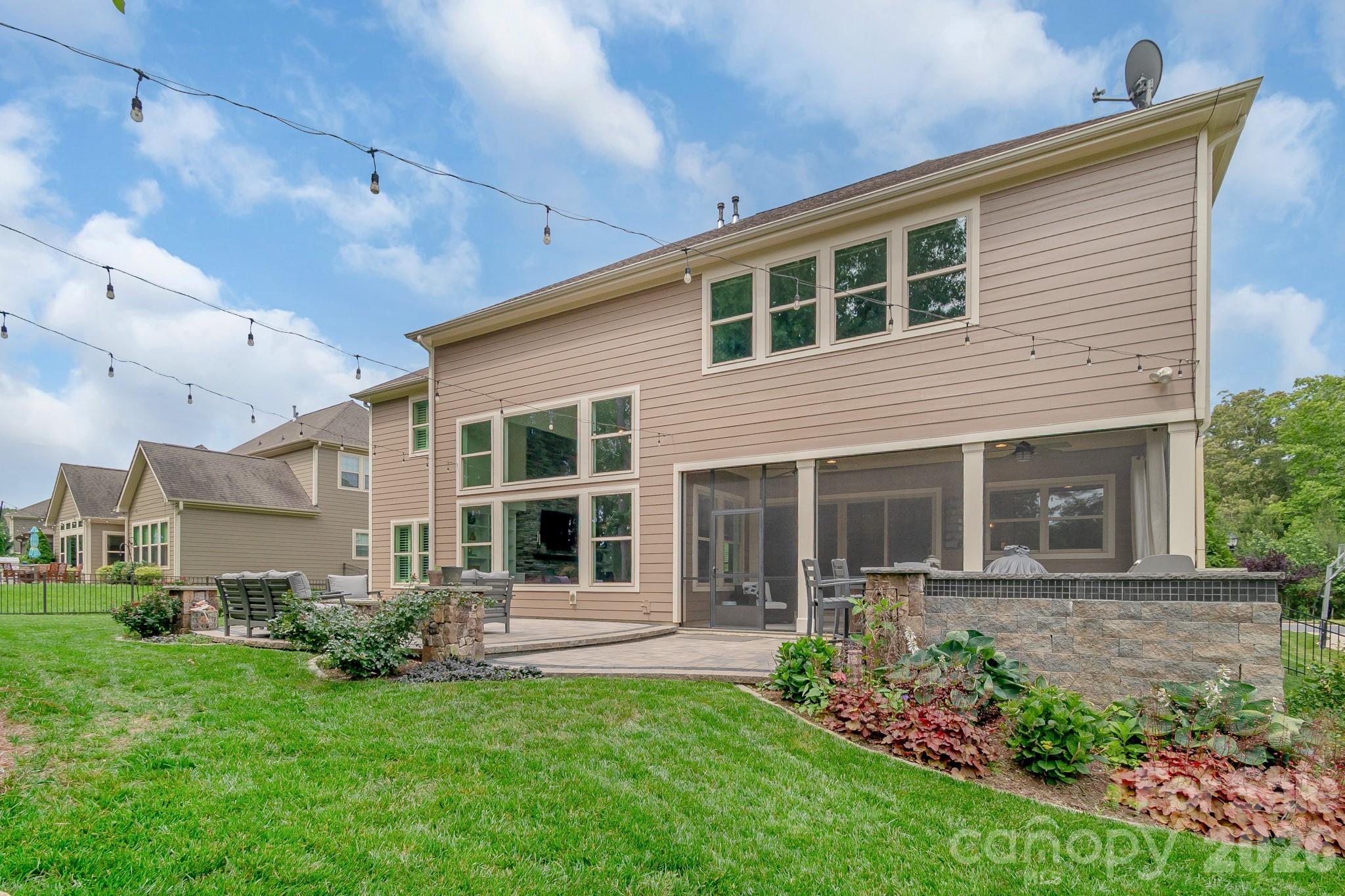 Vintage Creek - Residential