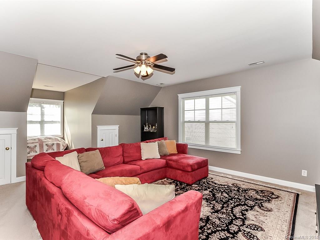 Lake Shore - Residential
