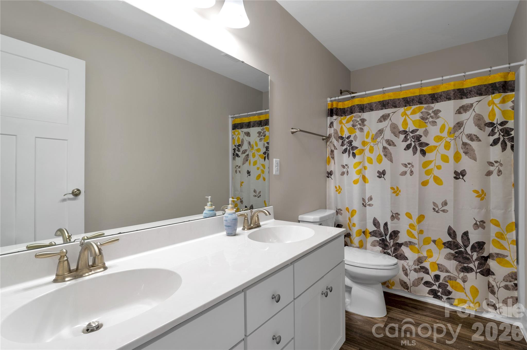 Sycamore Cottages - Residential