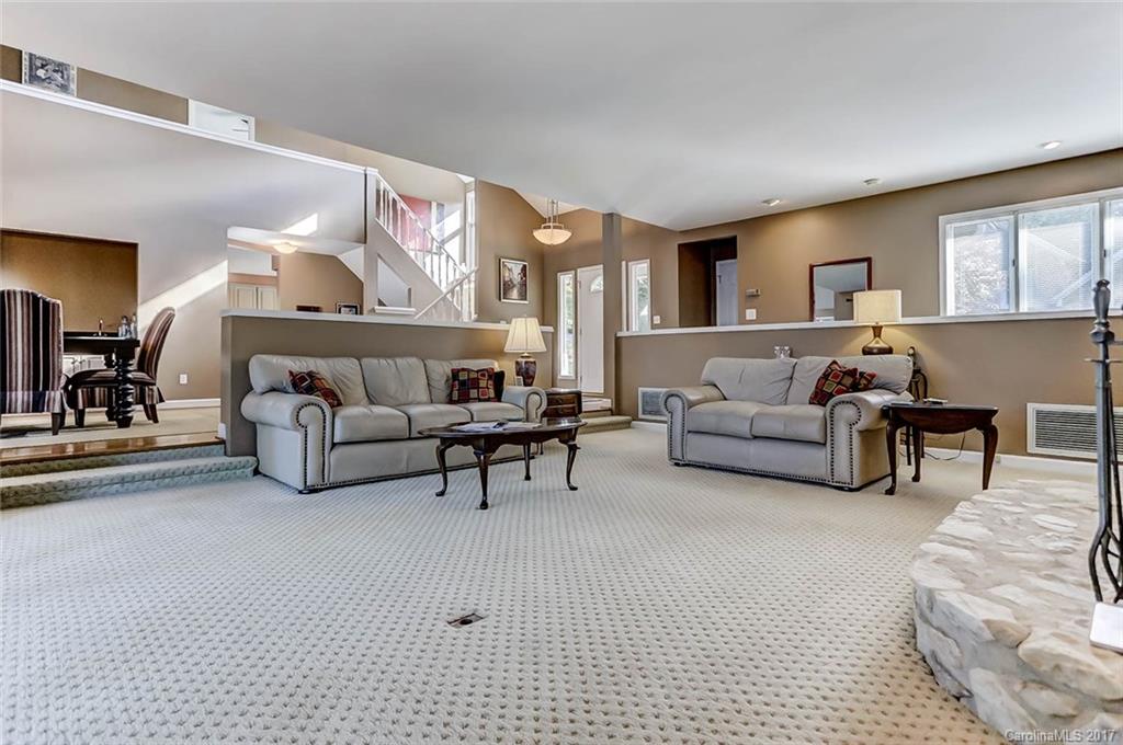 Tega Cay - Residential