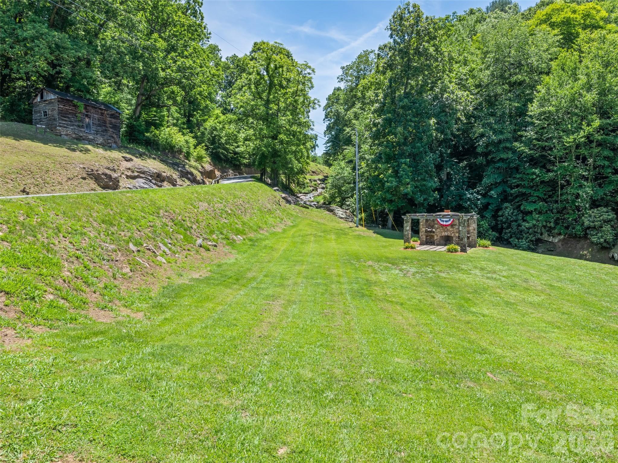 The Ridge At Irontree - Residential