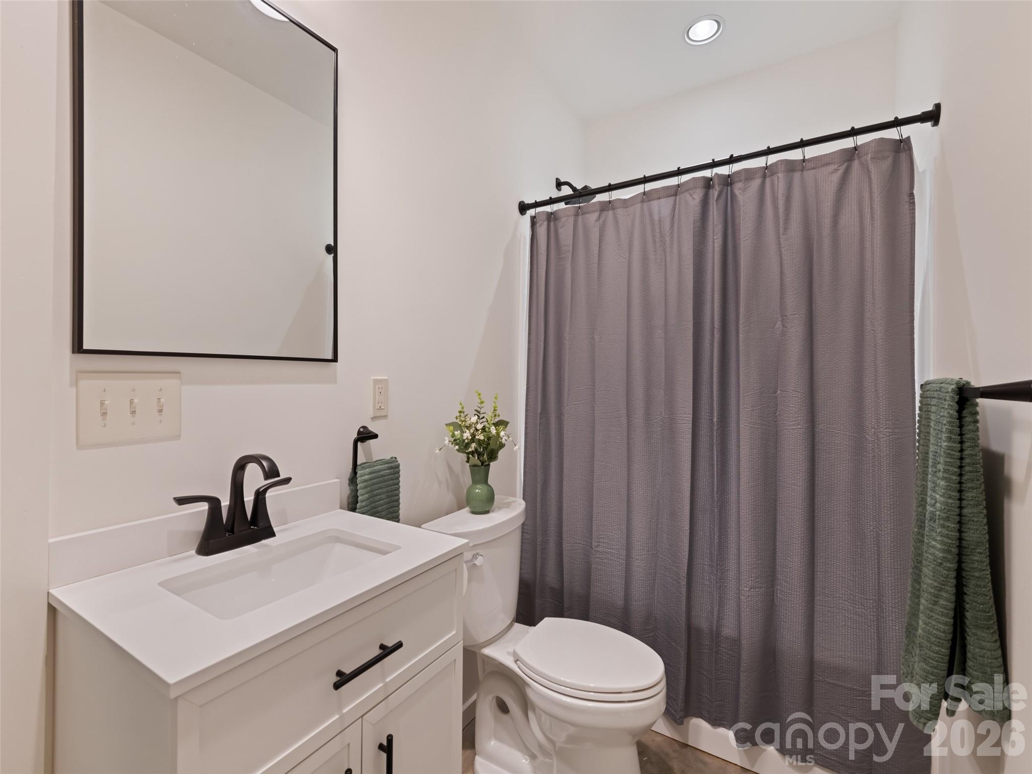 The Ridge At Irontree - Residential