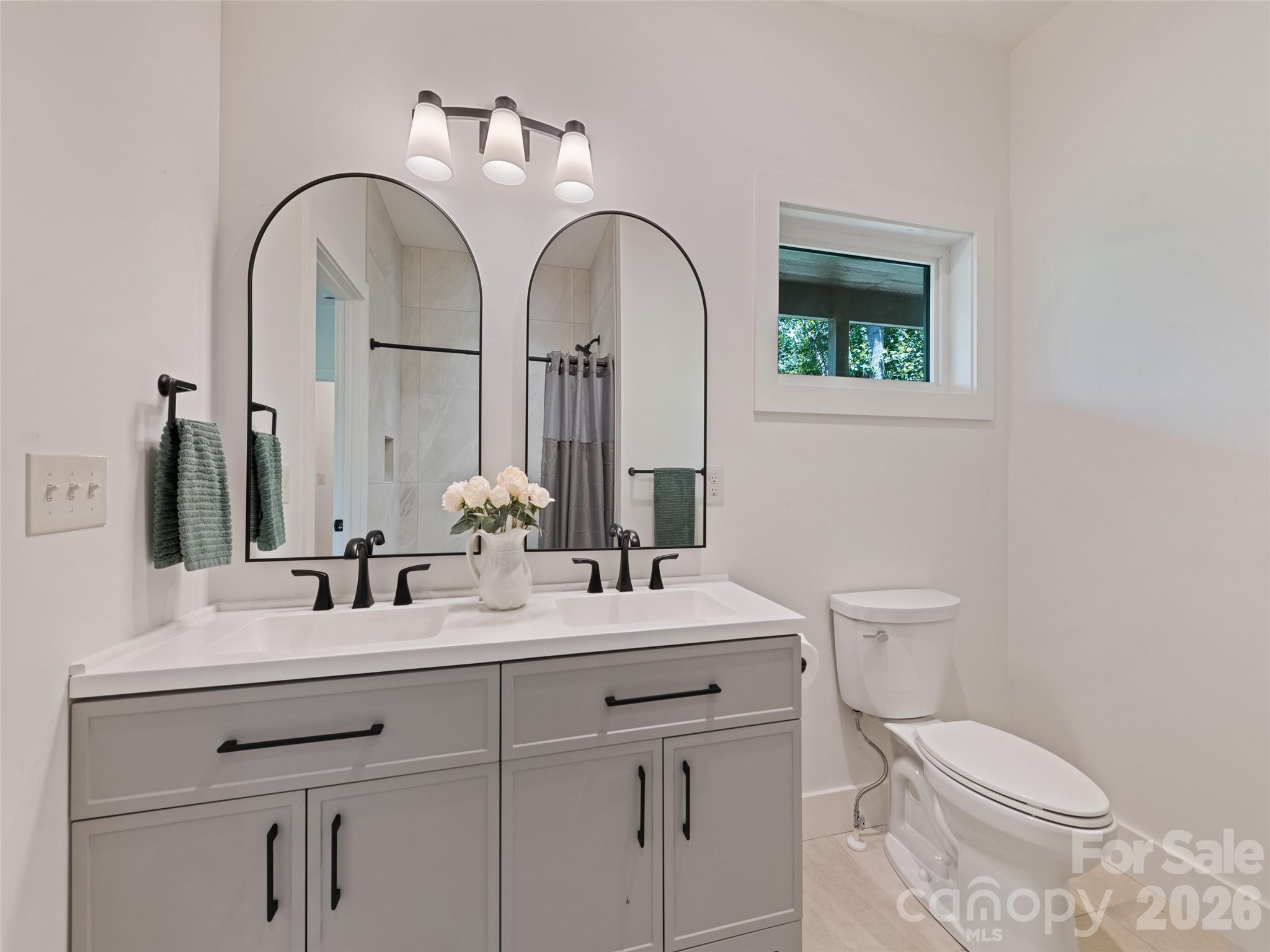 The Ridge At Irontree - Residential