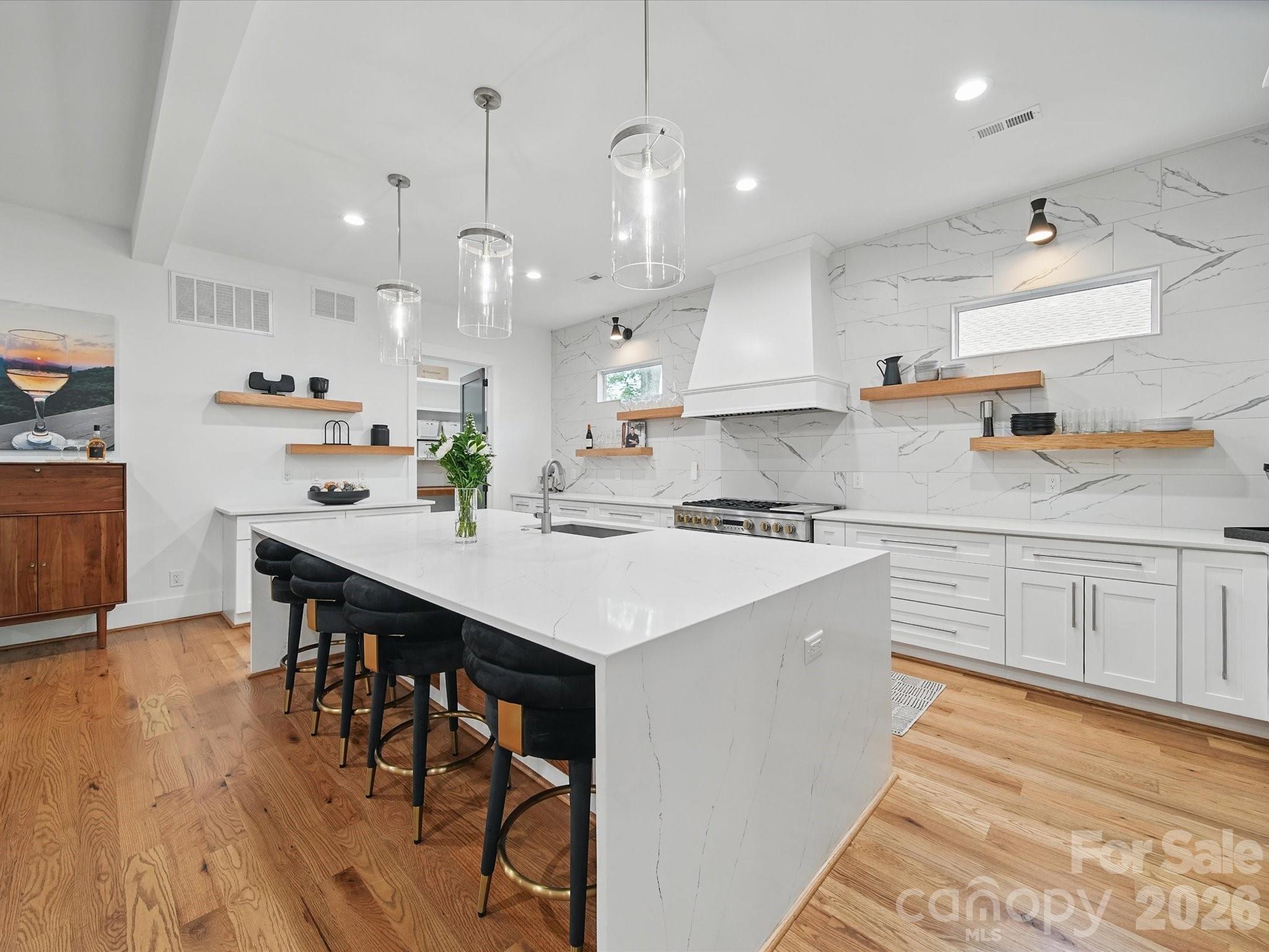 Elizabeth - Residential