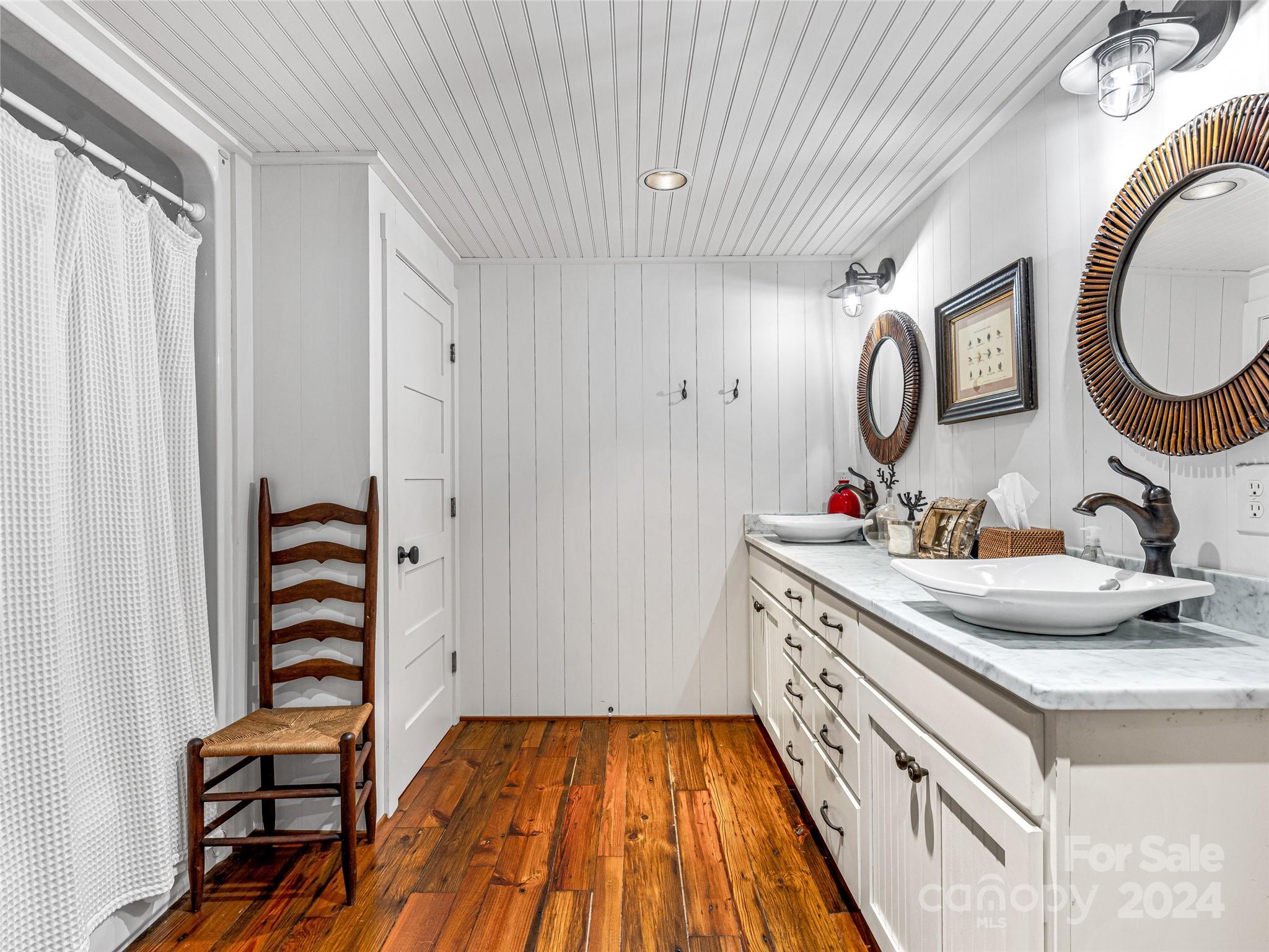 Lake Toxaway Estates - Residential