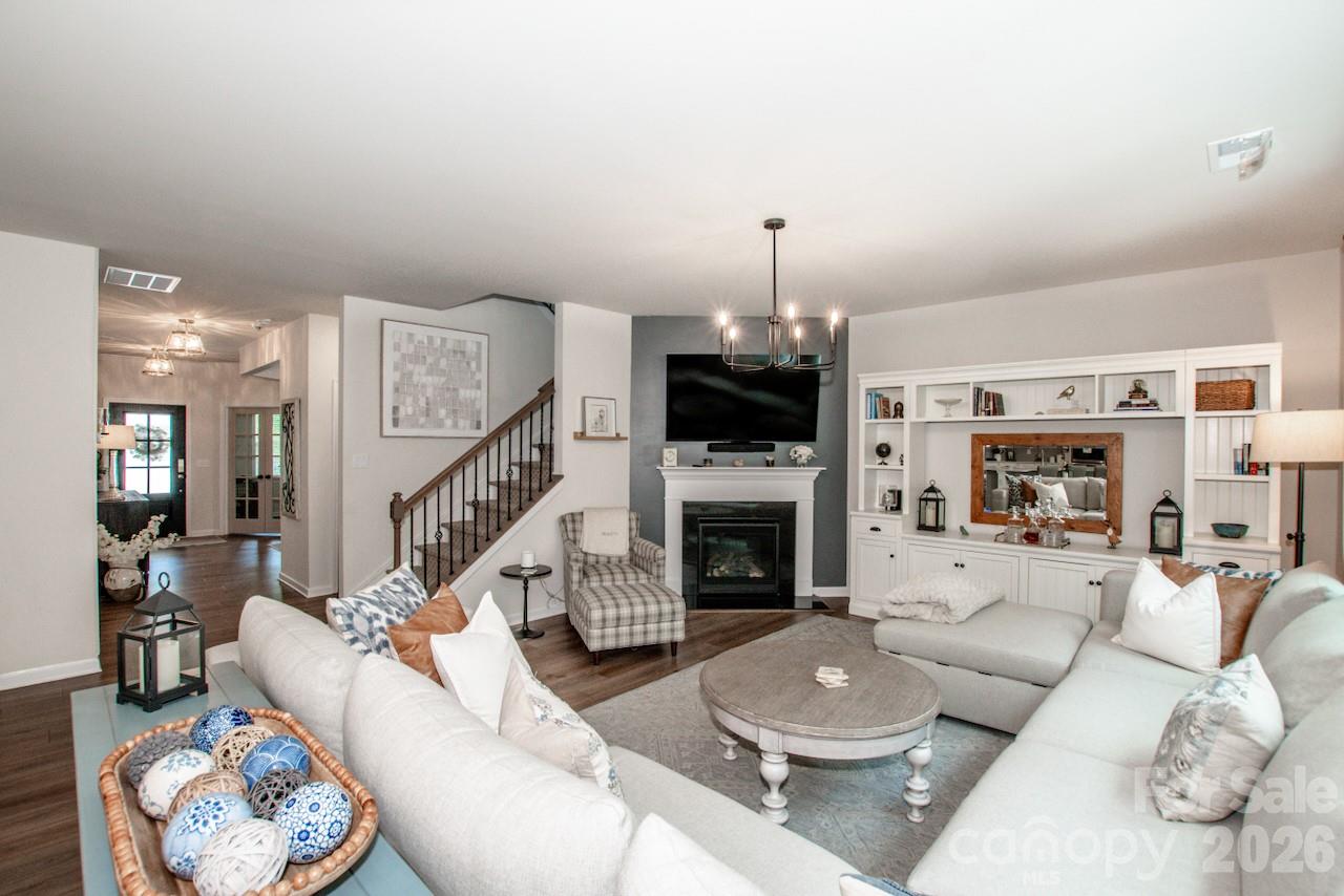 Falls Cove at Lake Norman - Residential