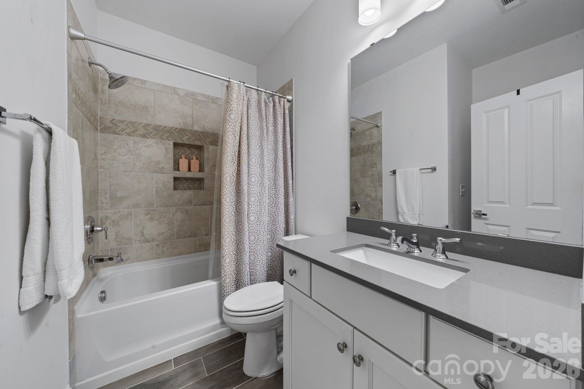 McLean - South Shore - Residential