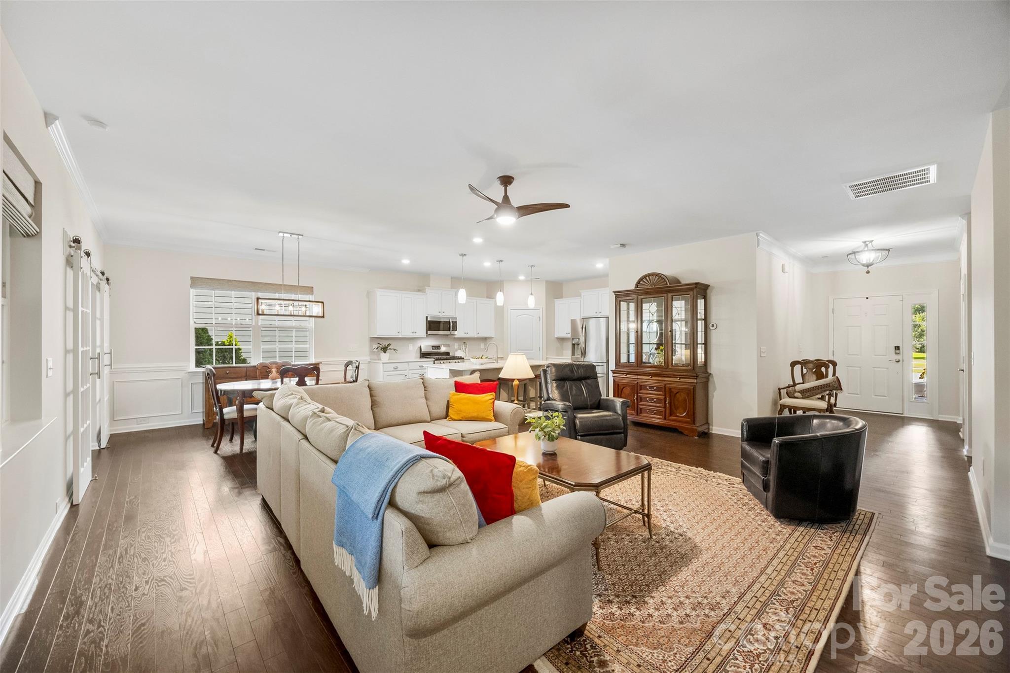 Imagery On Mtn Island - Residential