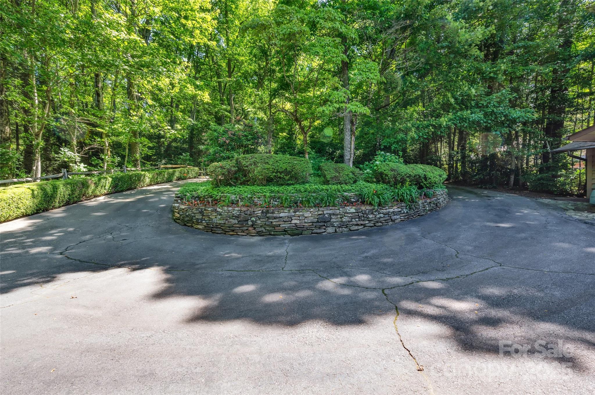 Lake Toxaway Estates - Residential