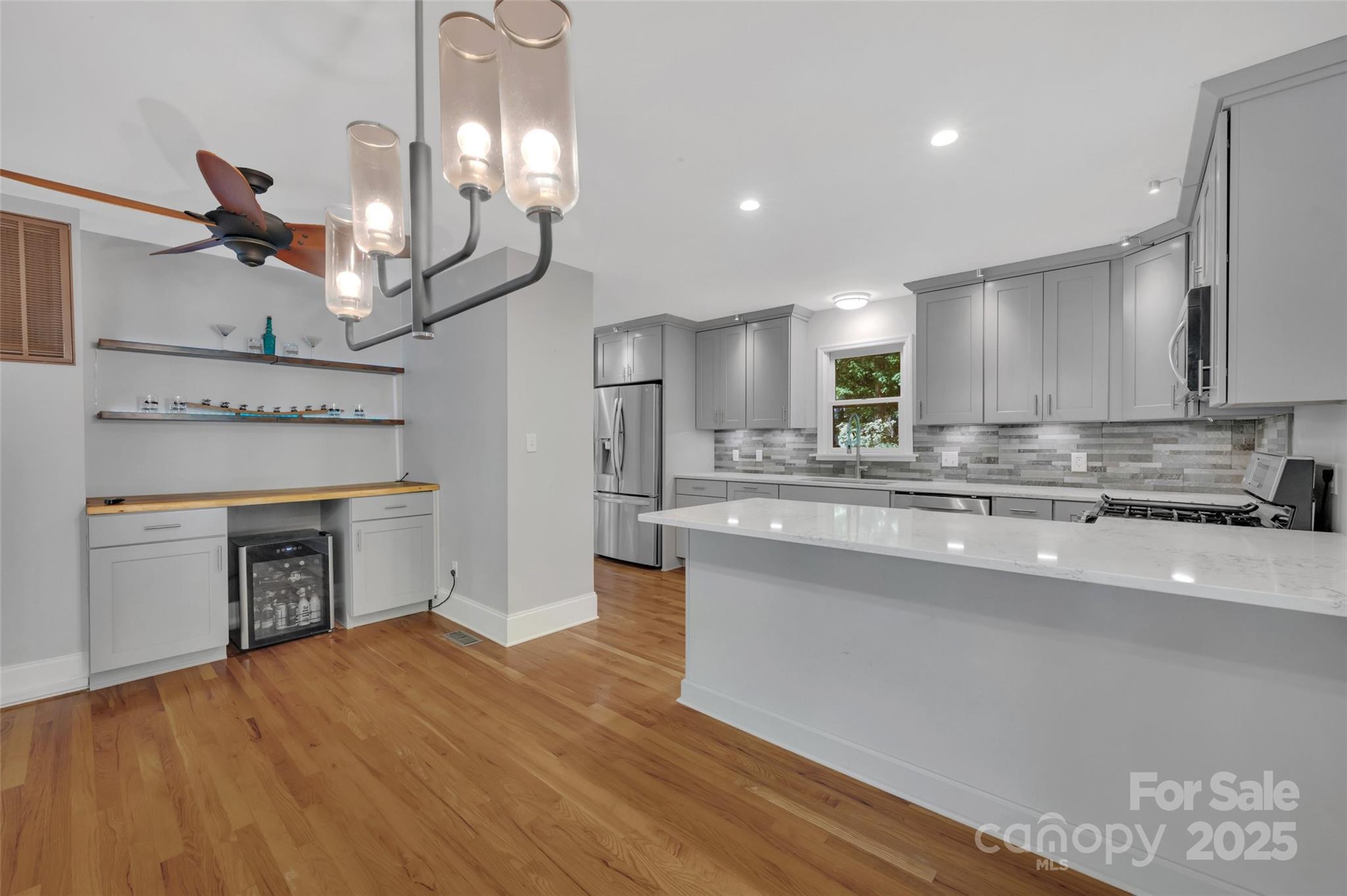 Tega Cay - Residential