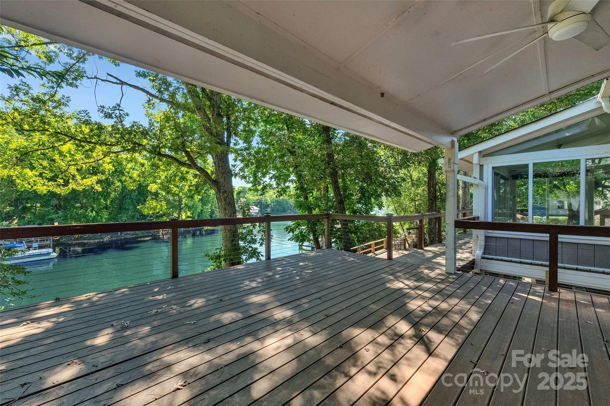 Tega Cay - Residential