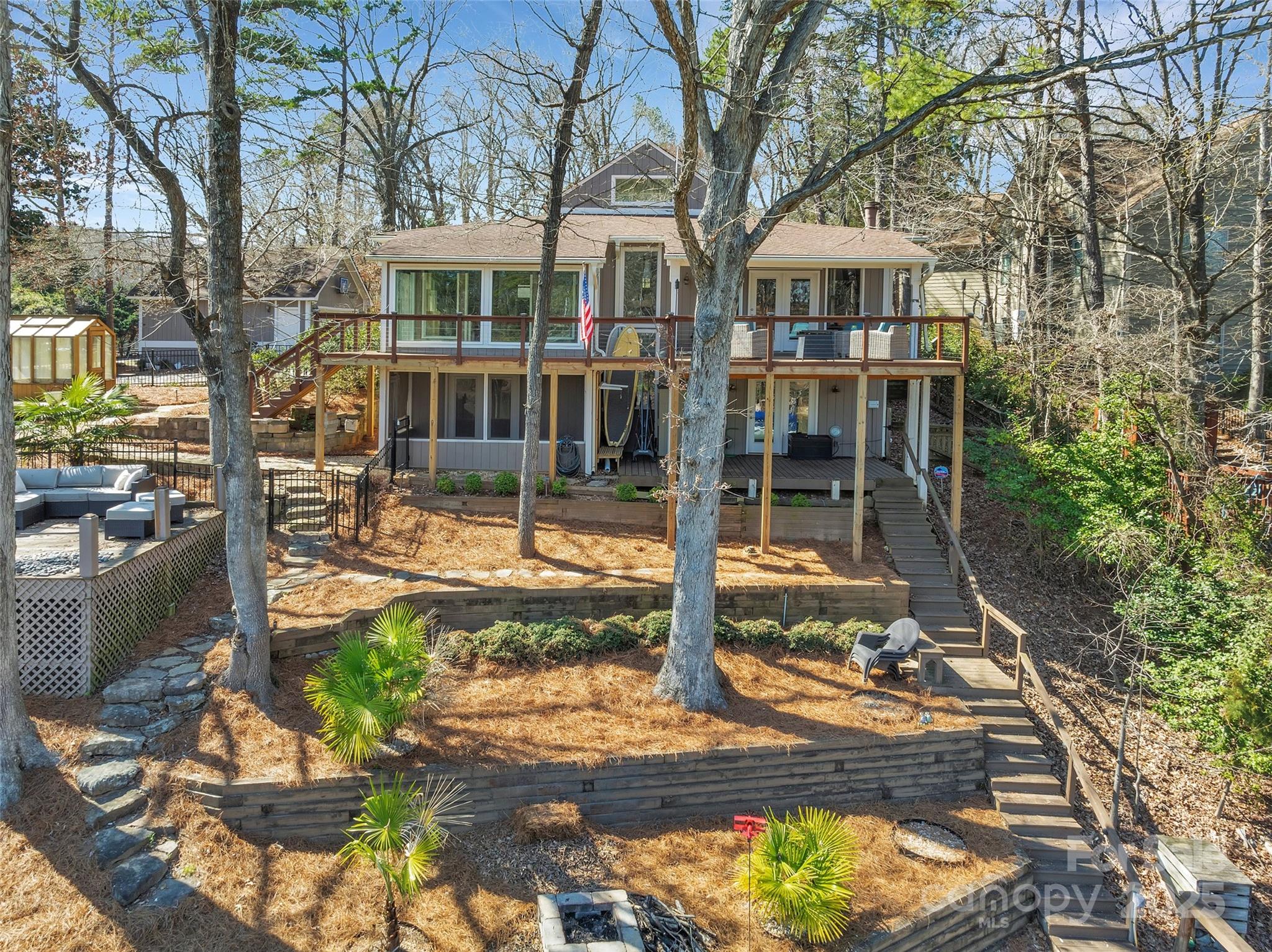 Tega Cay - Residential