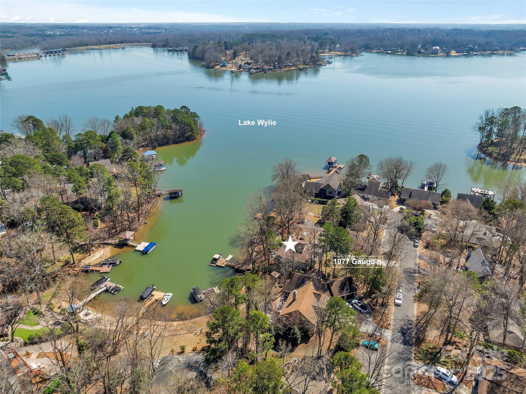 Tega Cay - Residential